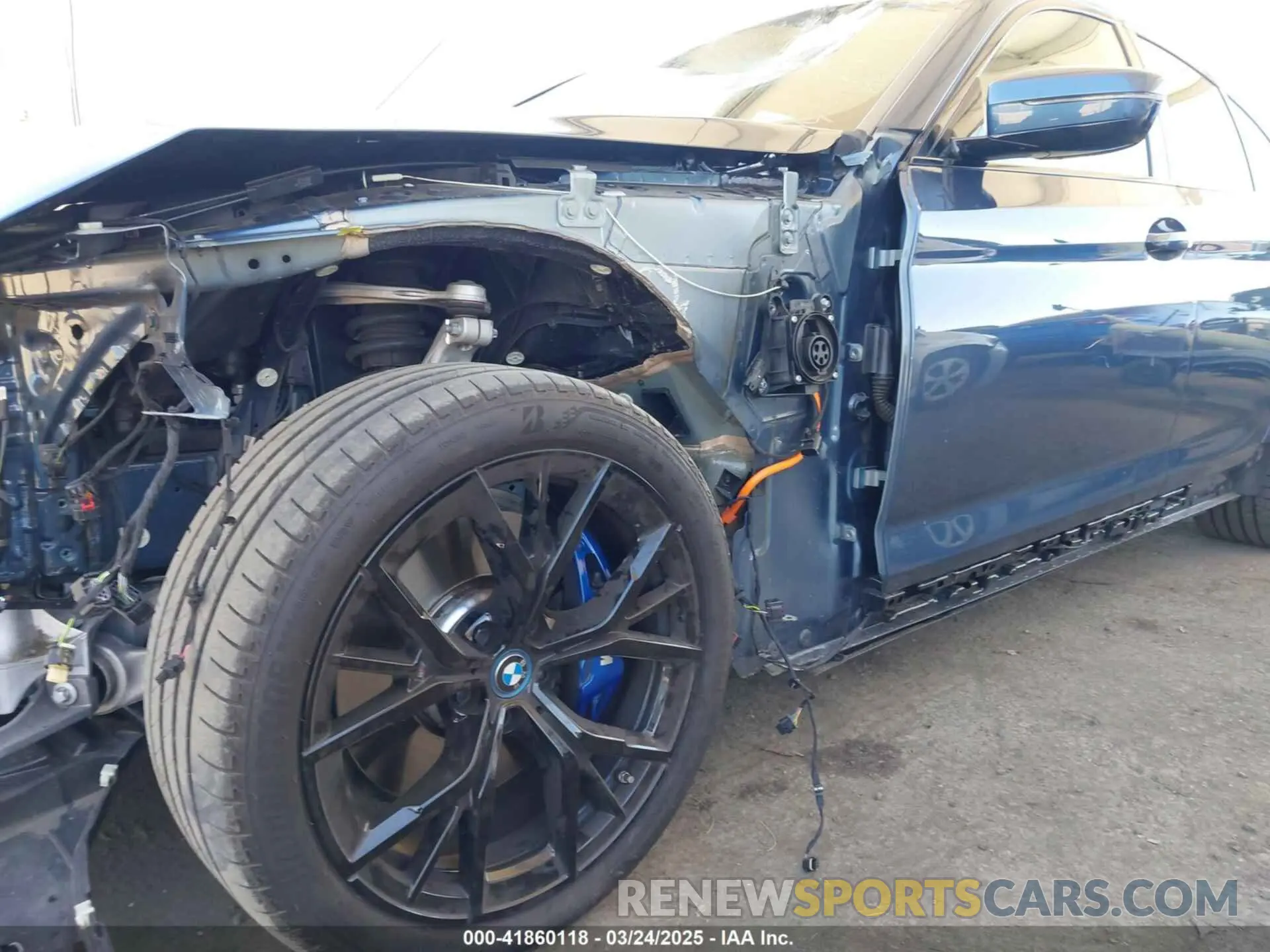 20 Photograph of a damaged car WBA13AG05PCM09852 BMW 530E 2023