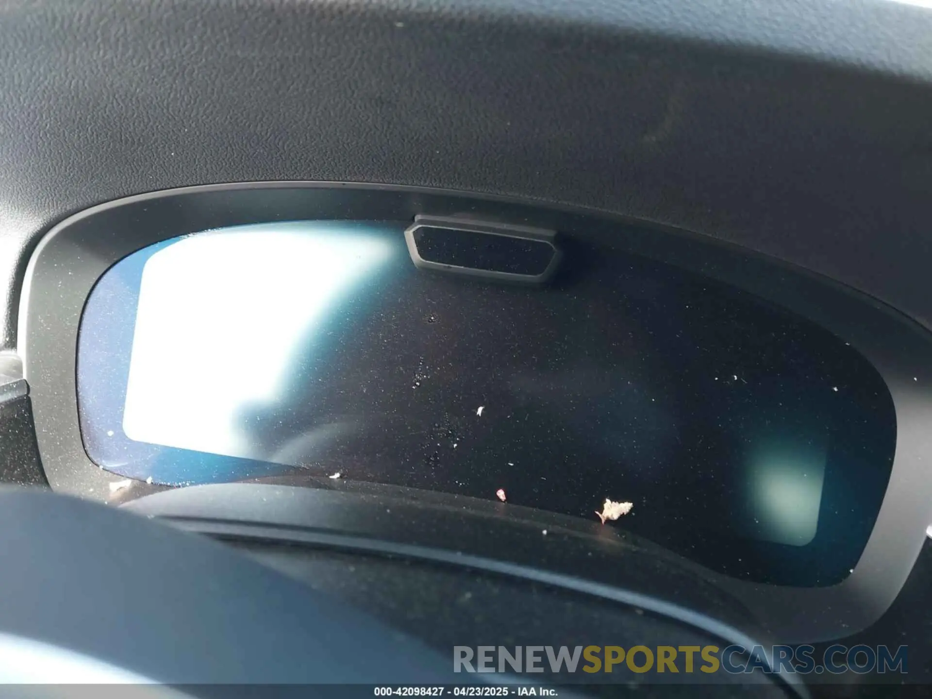 15 Photograph of a damaged car WBA13AG09PCL56556 BMW 530E 2023