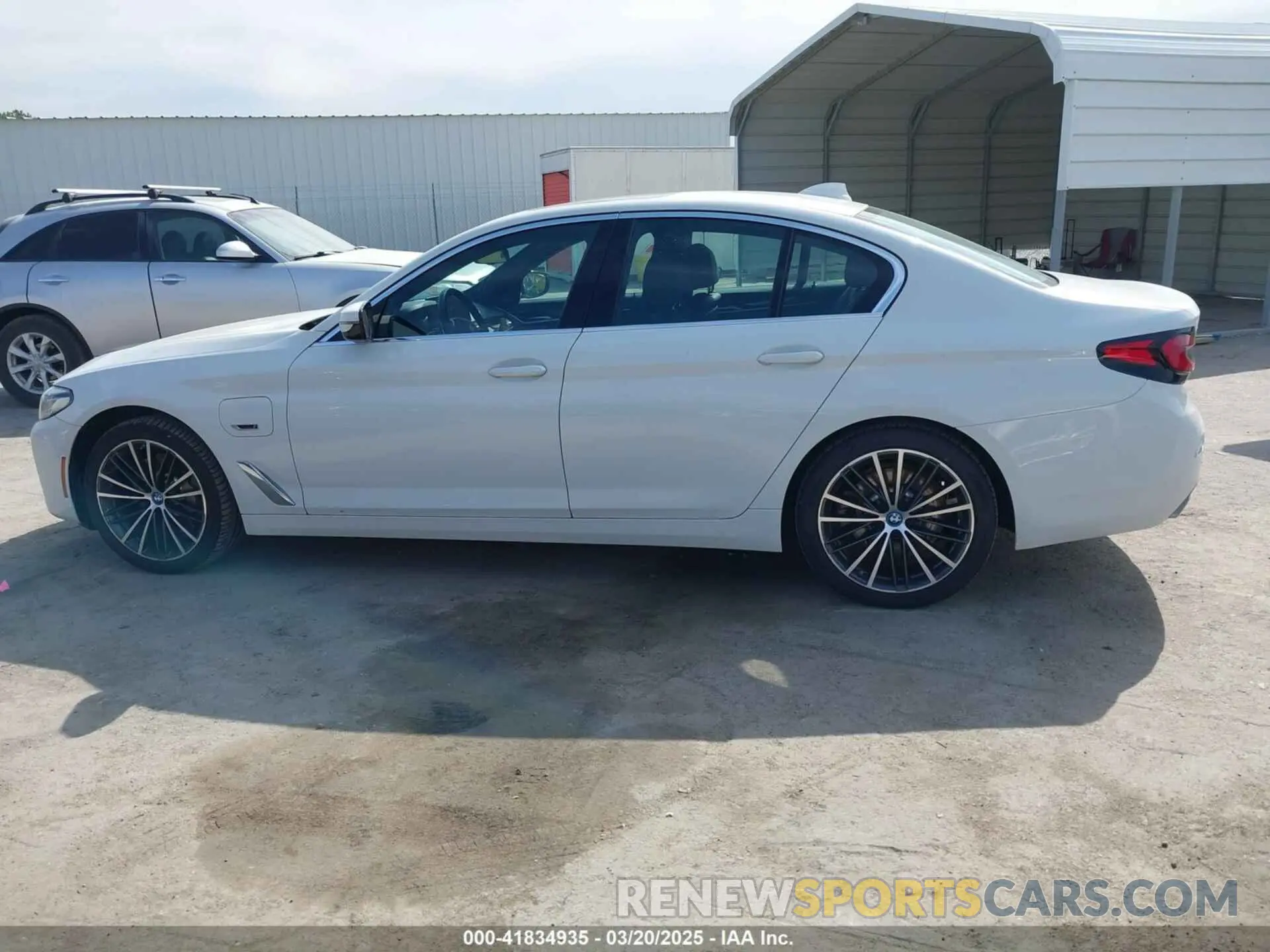 14 Photograph of a damaged car WBA33AG07PCN61771 BMW 530E 2023