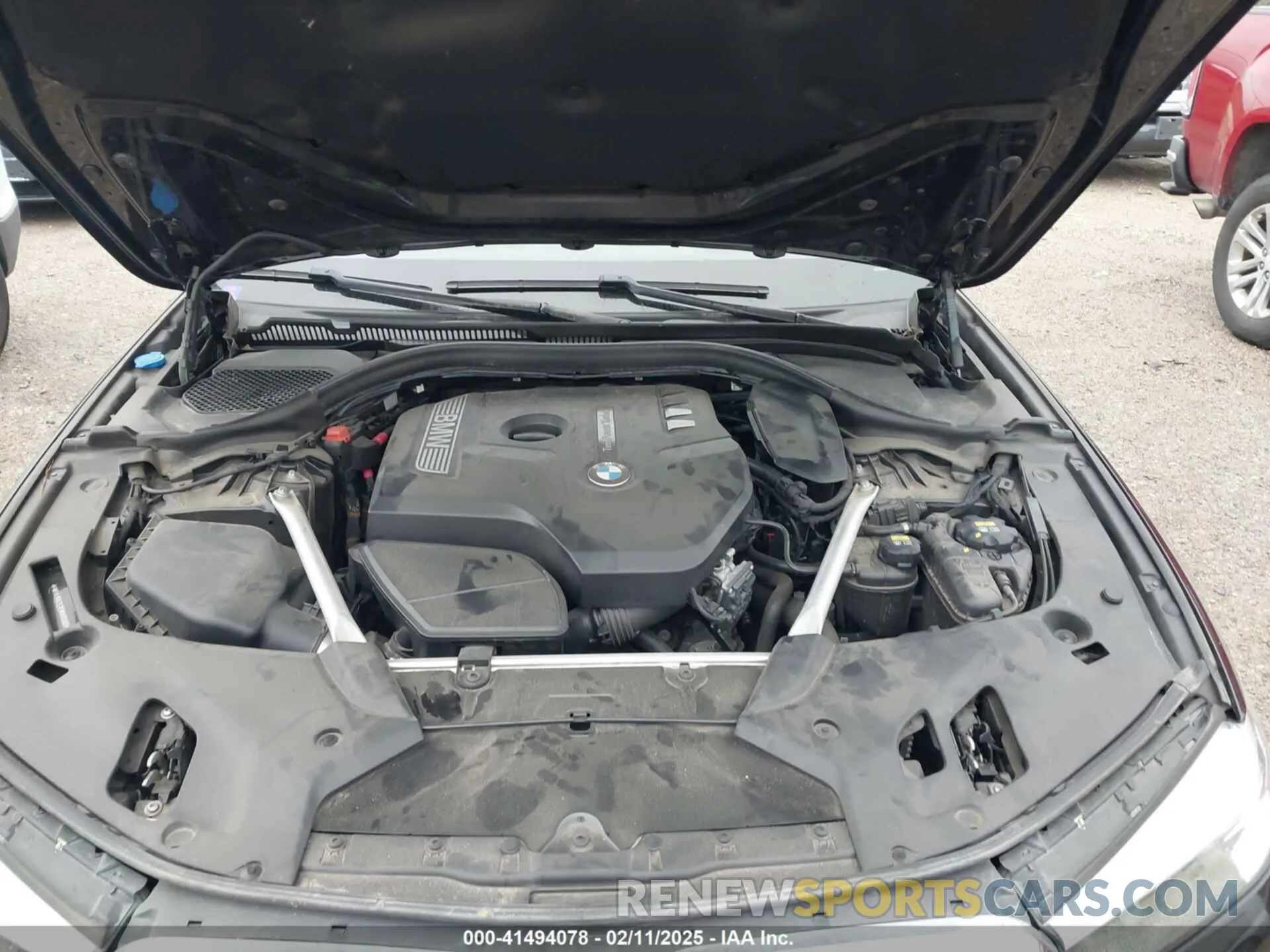 10 Фотография поврежденного автомобиля WBAJA5C52KWW06869 BMW 530I 2019