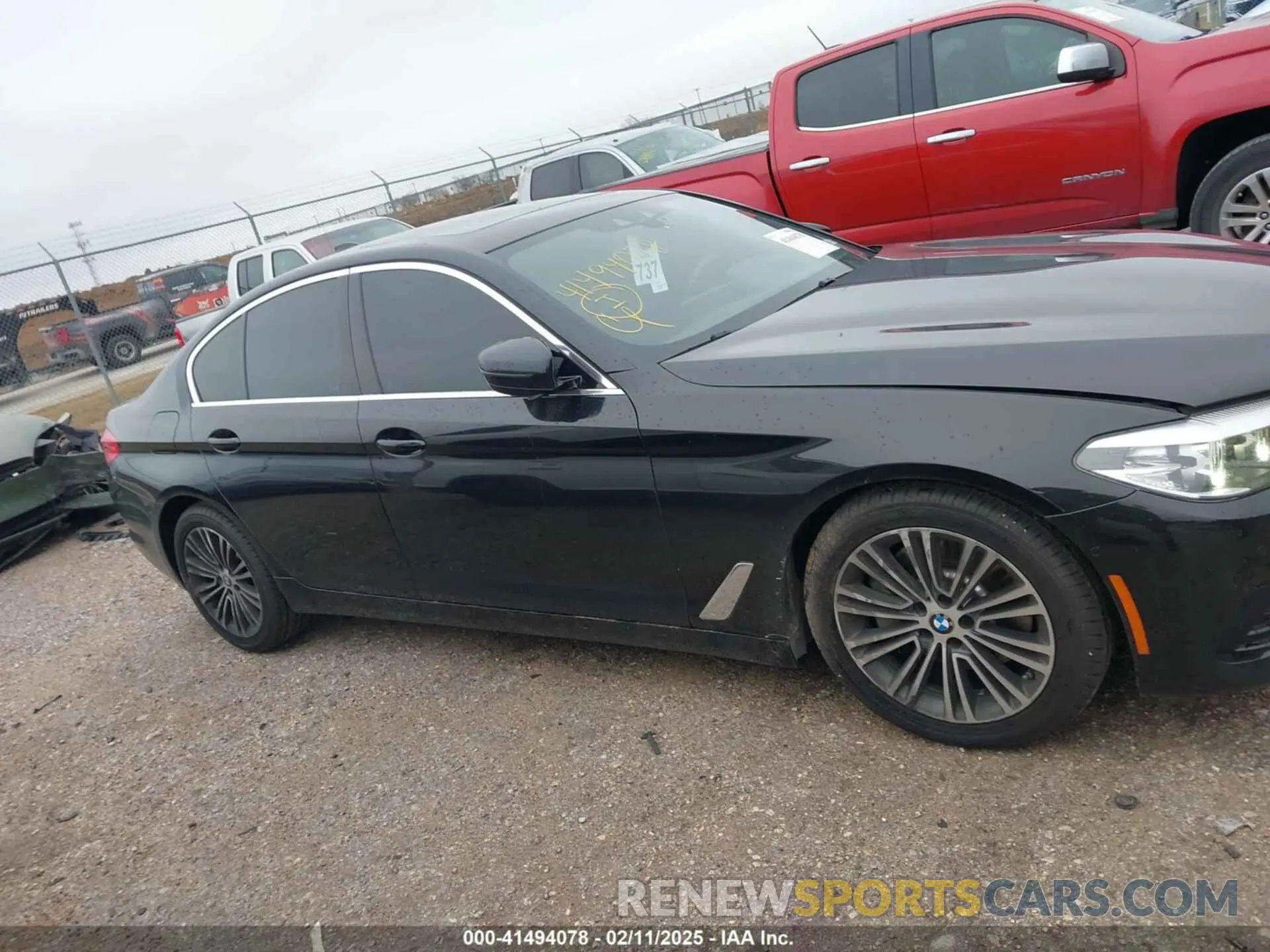 13 Фотография поврежденного автомобиля WBAJA5C52KWW06869 BMW 530I 2019