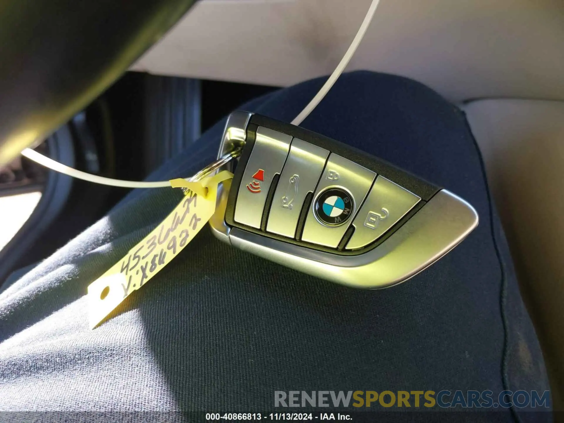 11 Photograph of a damaged car WBAJA5C53KBX86922 BMW 530I 2019
