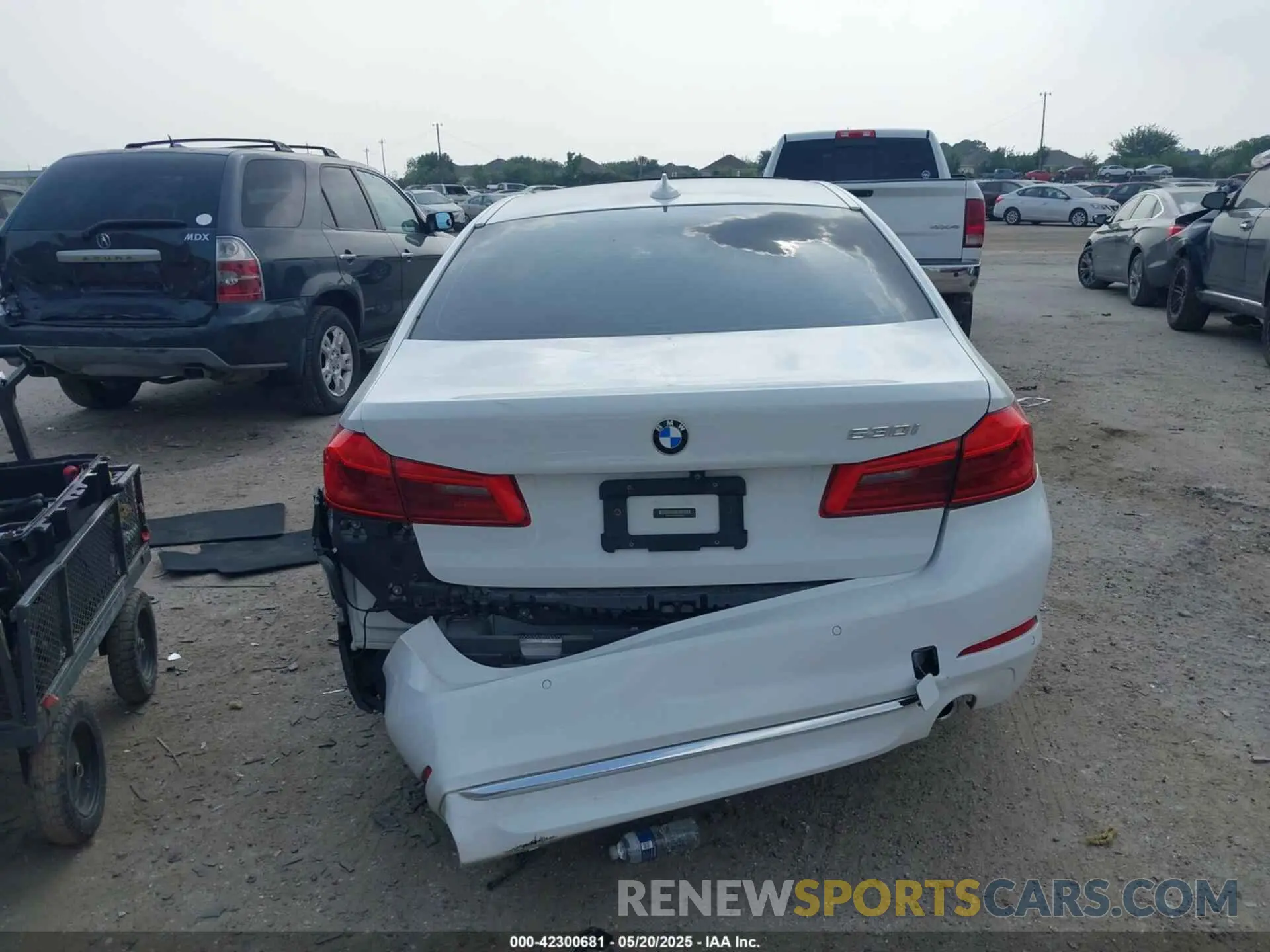 16 Photograph of a damaged car WBAJA5C53KG900629 BMW 530I 2019