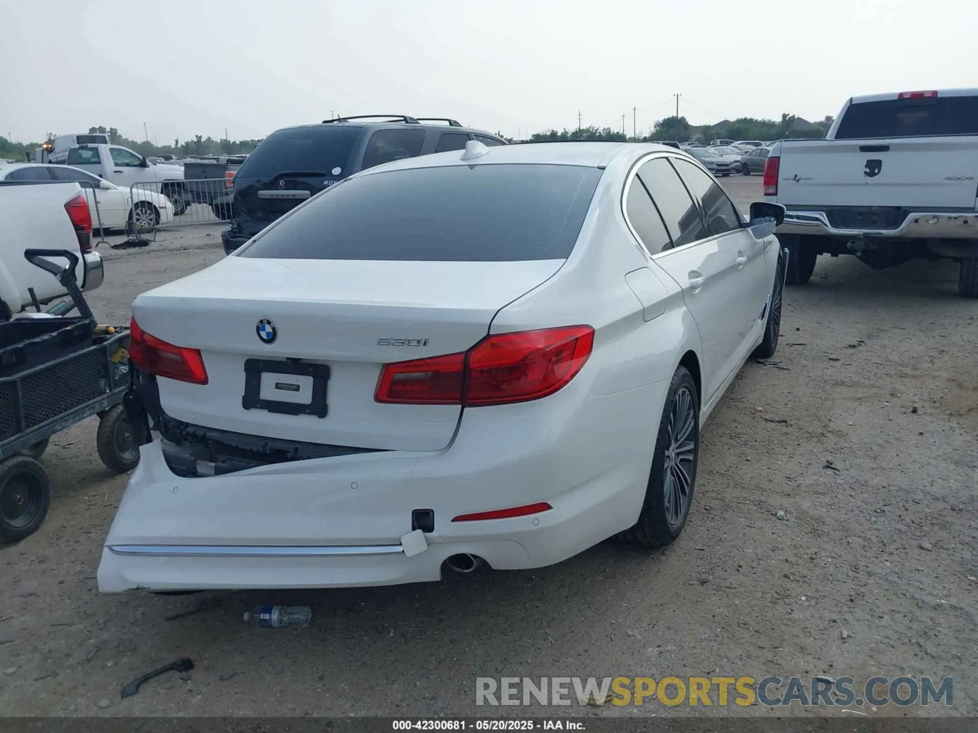 4 Photograph of a damaged car WBAJA5C53KG900629 BMW 530I 2019