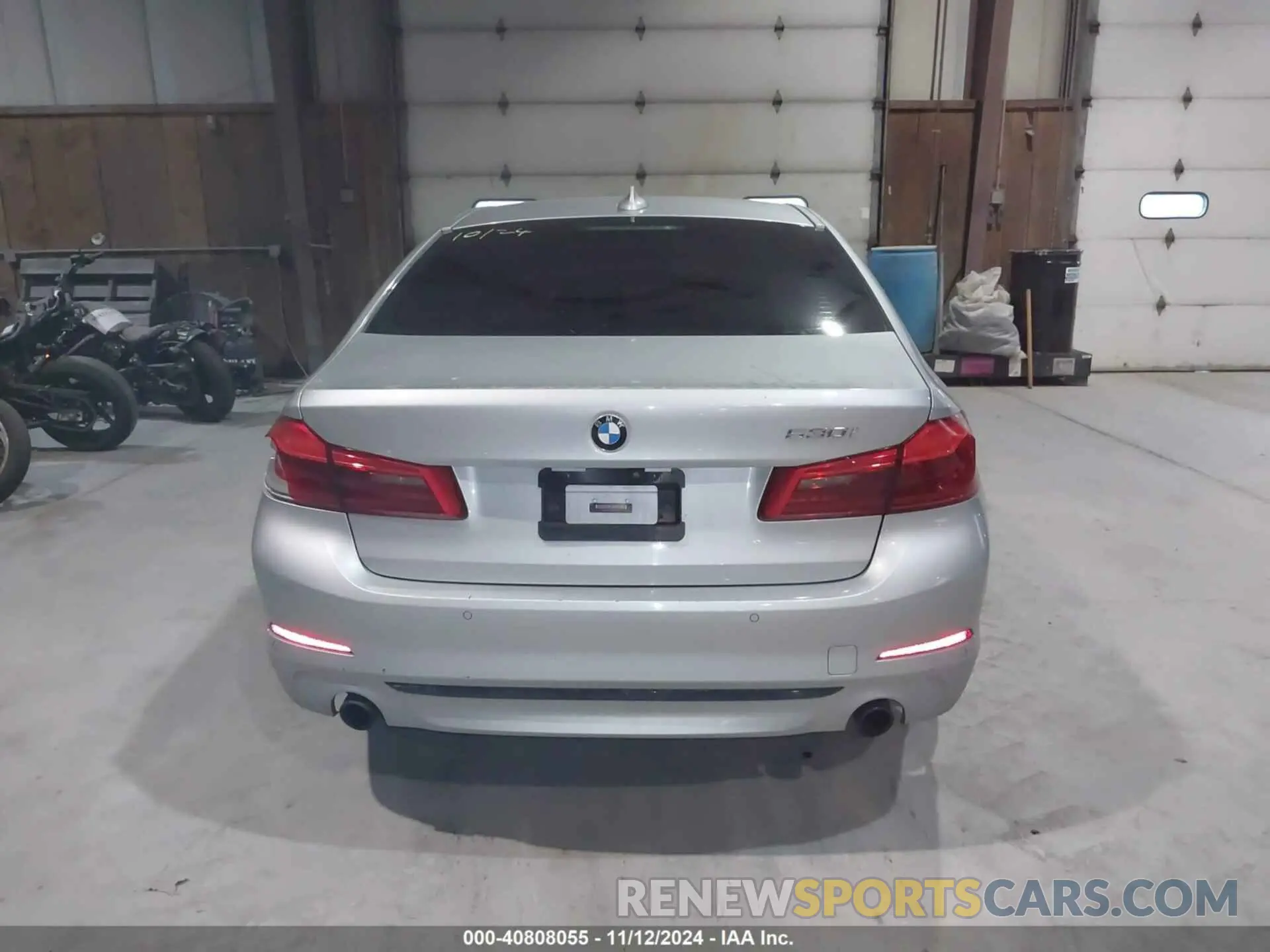16 Photograph of a damaged car WBAJA5C59KWW35544 BMW 530I 2019