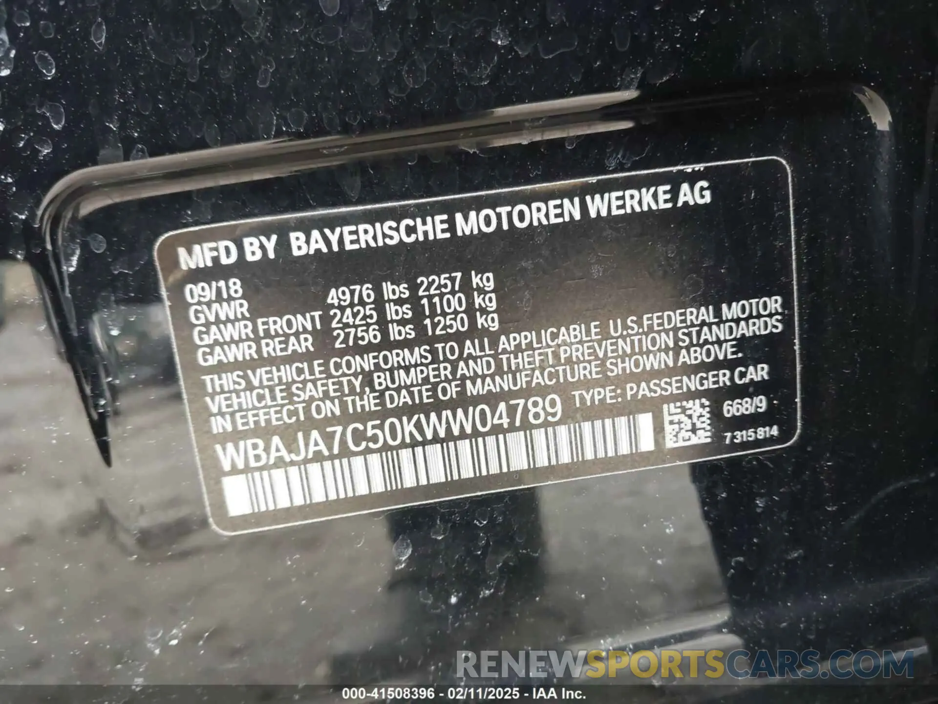9 Photograph of a damaged car WBAJA7C50KWW04789 BMW 530I 2019