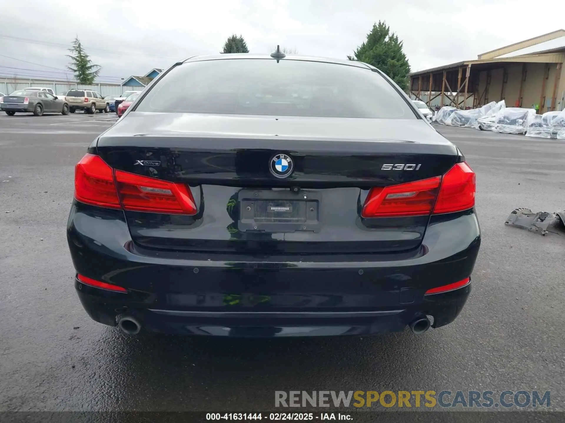 17 Photograph of a damaged car WBAJA7C54KWW07260 BMW 530I 2019