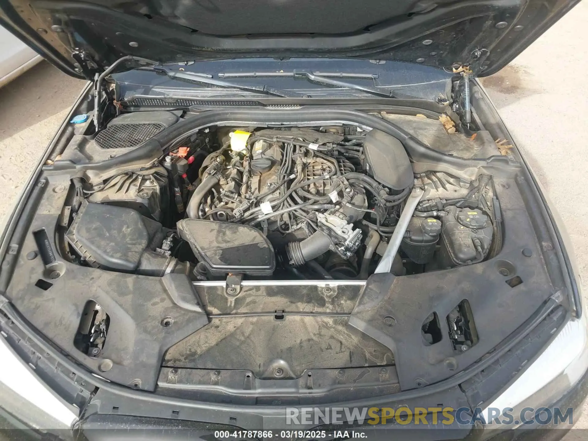 10 Photograph of a damaged car WBAJA7C54KWW17612 BMW 530I 2019