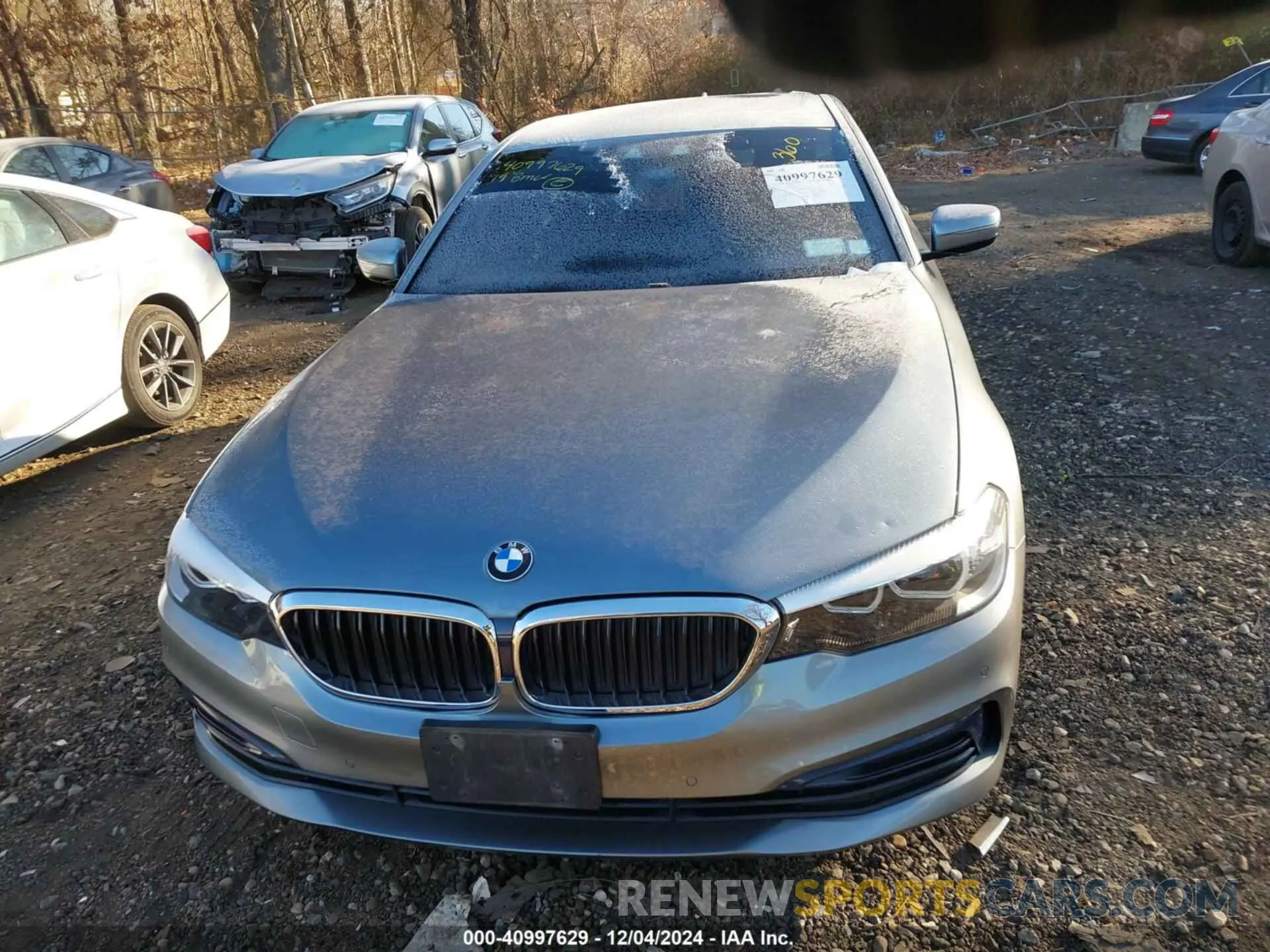 6 Photograph of a damaged car WBAJA7C57KG909880 BMW 530I 2019