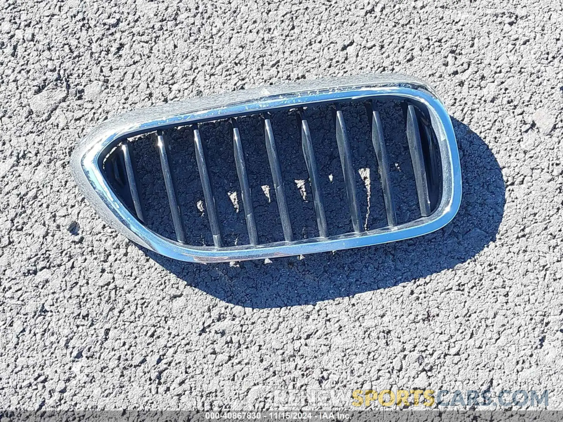 12 Photograph of a damaged car WBAJA7C58KG911962 BMW 530I 2019