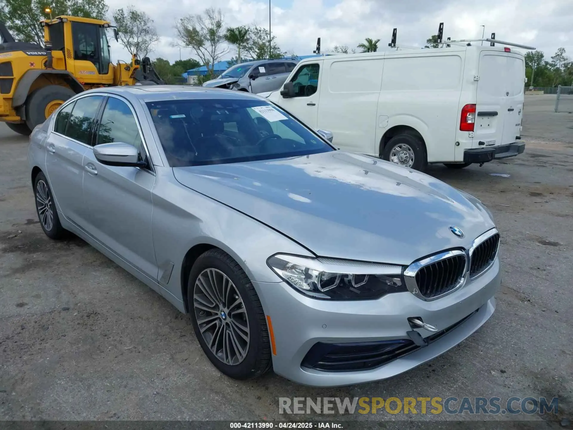 6 Photograph of a damaged car WBAJA7C5XKG911946 BMW 530I 2019