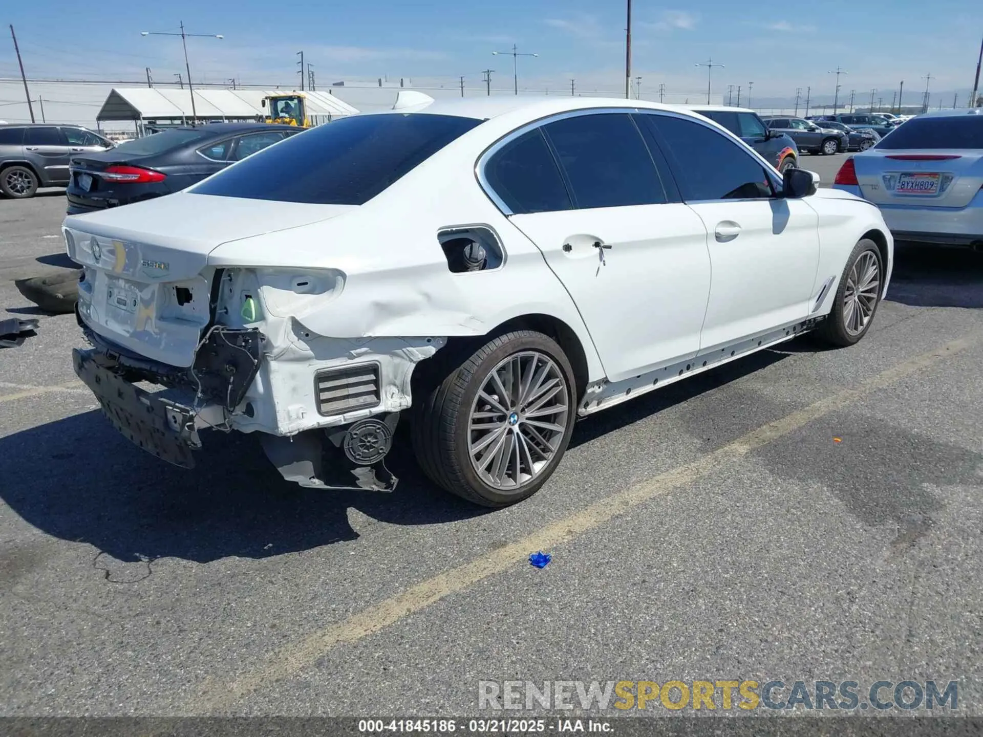 4 Photograph of a damaged car WBAJR3C06LCE63836 BMW 530I 2020