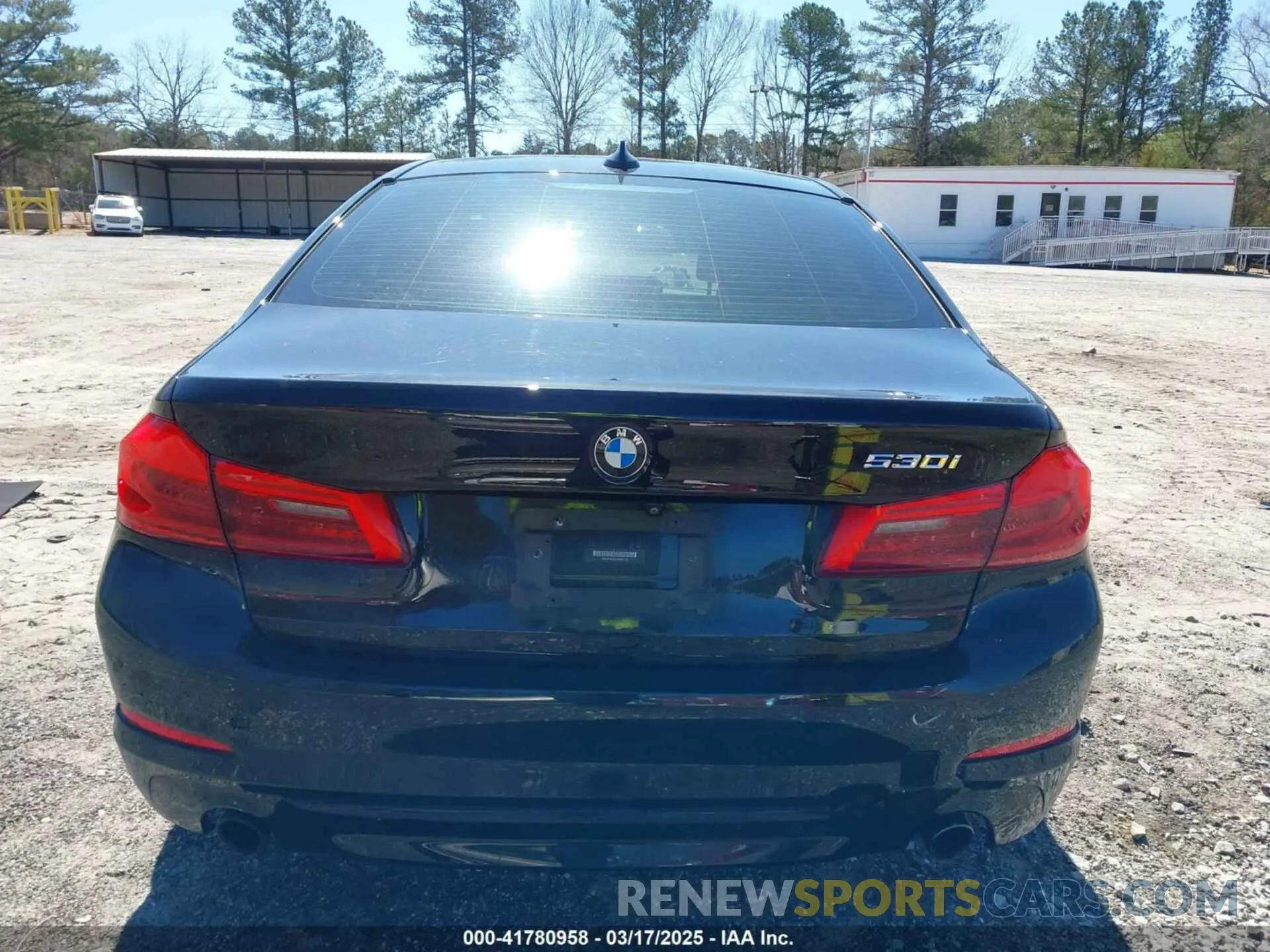 16 Photograph of a damaged car WBAJR3C09LWW61161 BMW 530I 2020