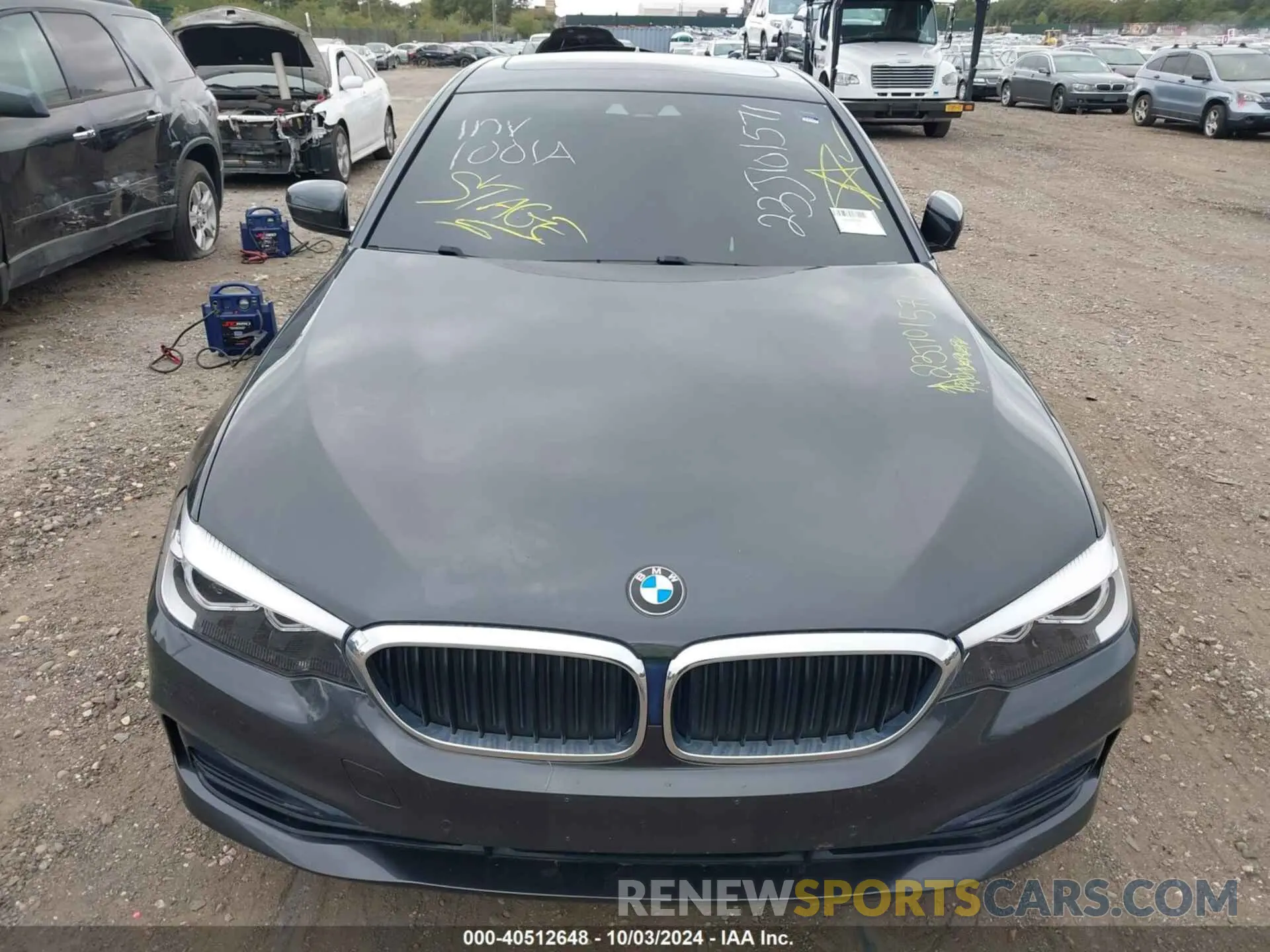 11 Photograph of a damaged car WBAJR7C01LCD64882 BMW 530I 2020