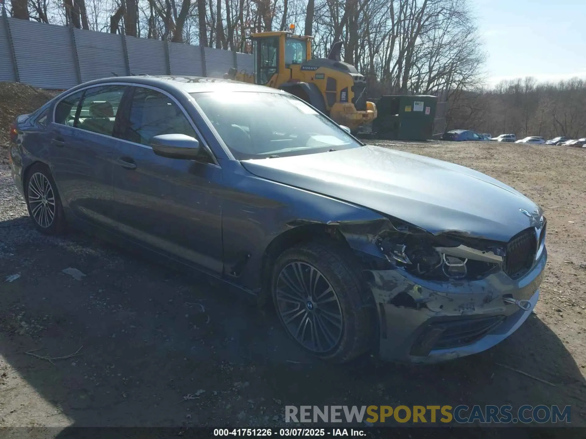 1 Фотография поврежденного автомобиля WBAJR7C02LWW78875 BMW 530I 2020