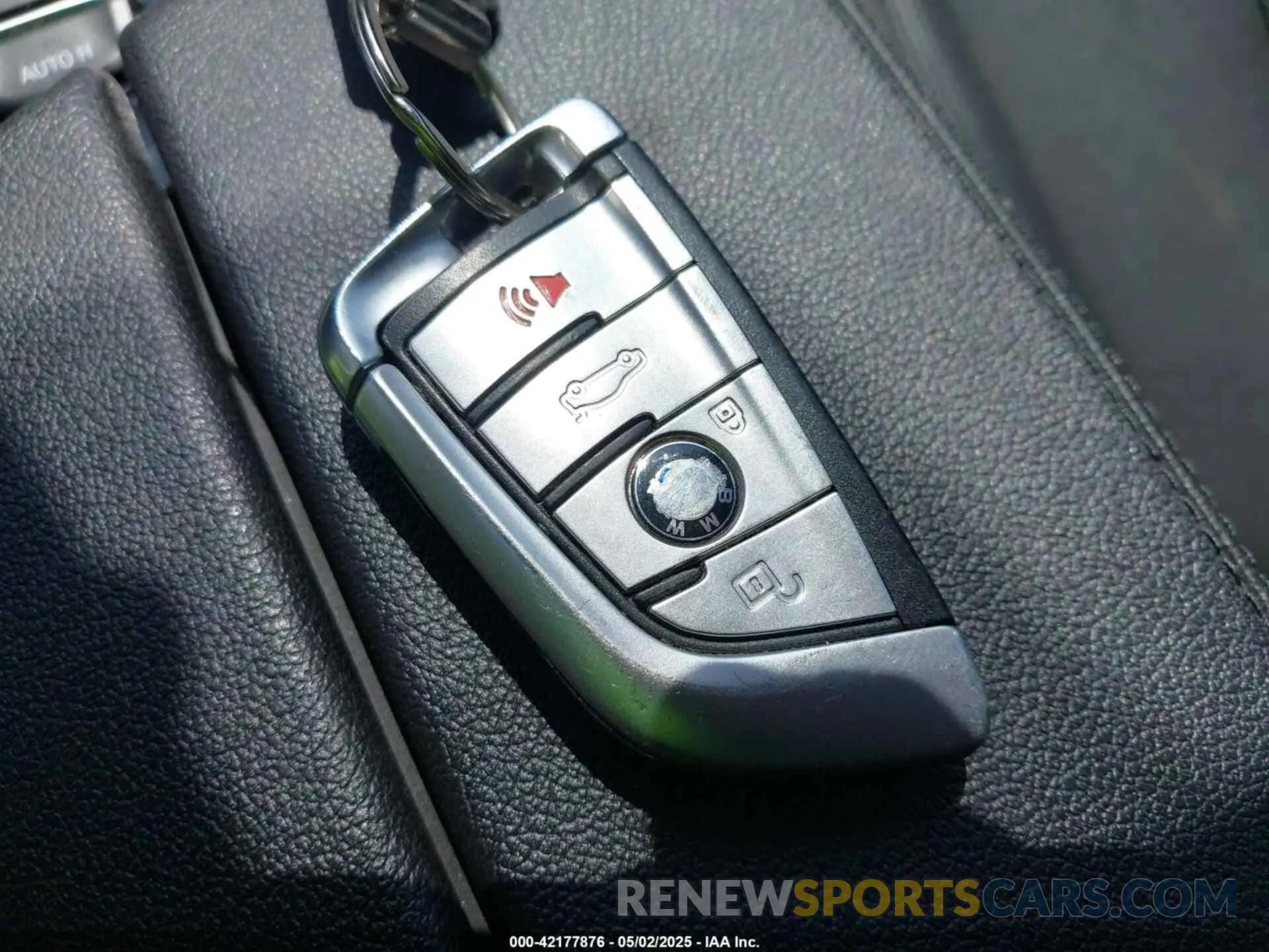 11 Фотография поврежденного автомобиля WBAJR7C03LWW78402 BMW 530I 2020