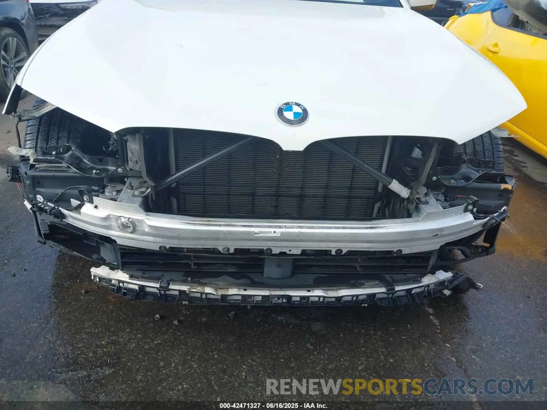 6 Photograph of a damaged car WBAJR7C06LWW55468 BMW 530I 2020
