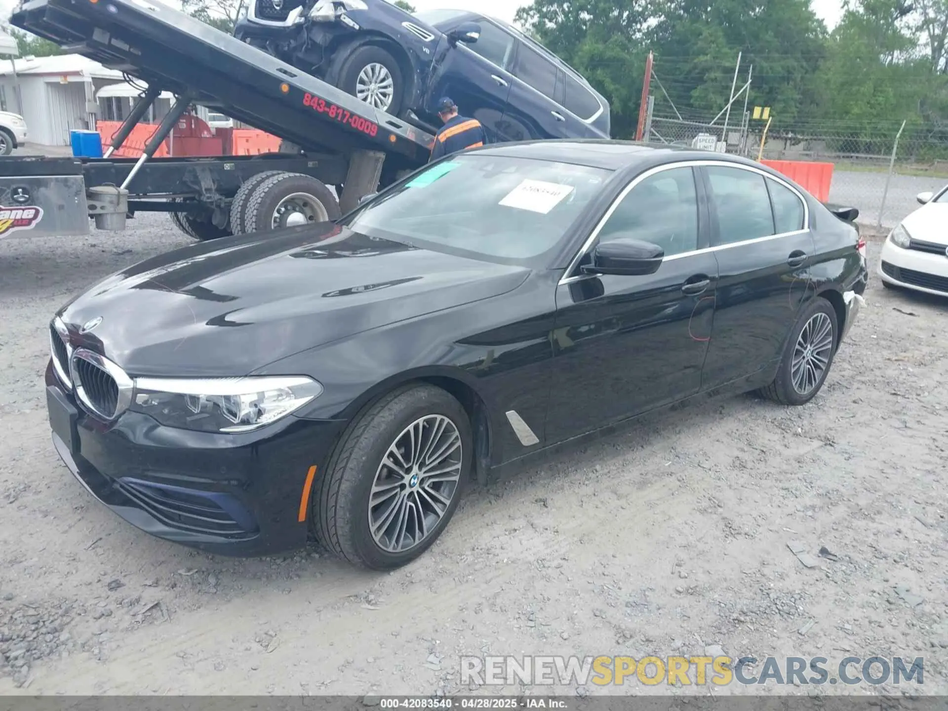 2 Photograph of a damaged car WBAJR7C06LWW65210 BMW 530I 2020