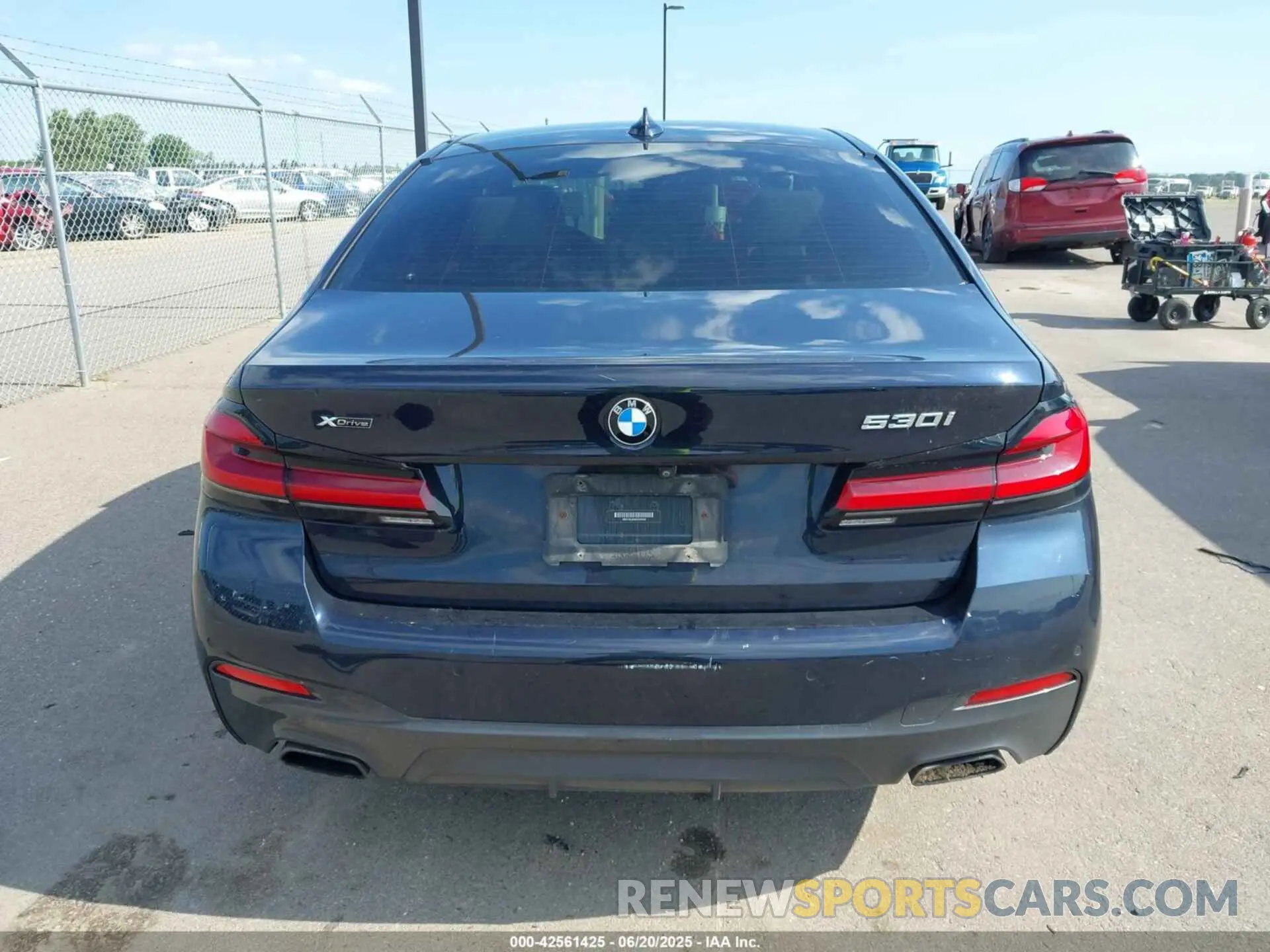 16 Photograph of a damaged car WBA13BJ04MCG25558 BMW 530I 2021