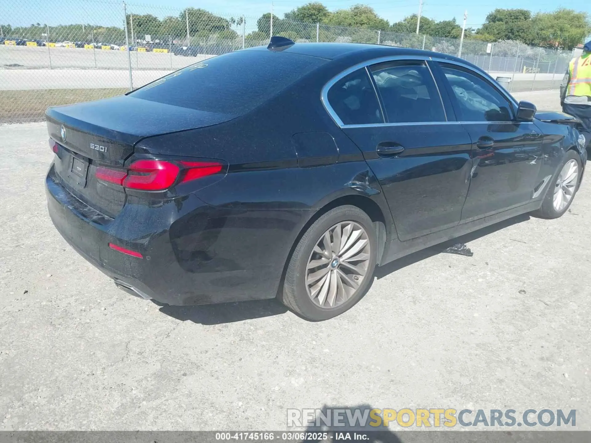 4 Photograph of a damaged car WBA53BH02MCF77971 BMW 530I 2021