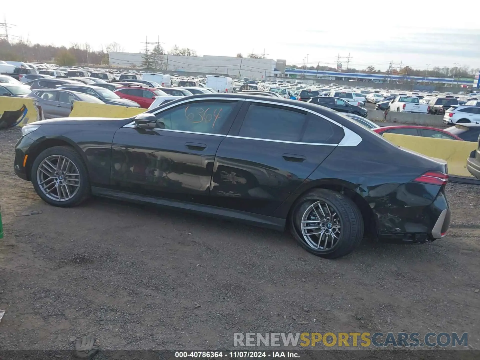 13 Фотография поврежденного автомобиля WBA63FJ08RCS79869 BMW 540 2024