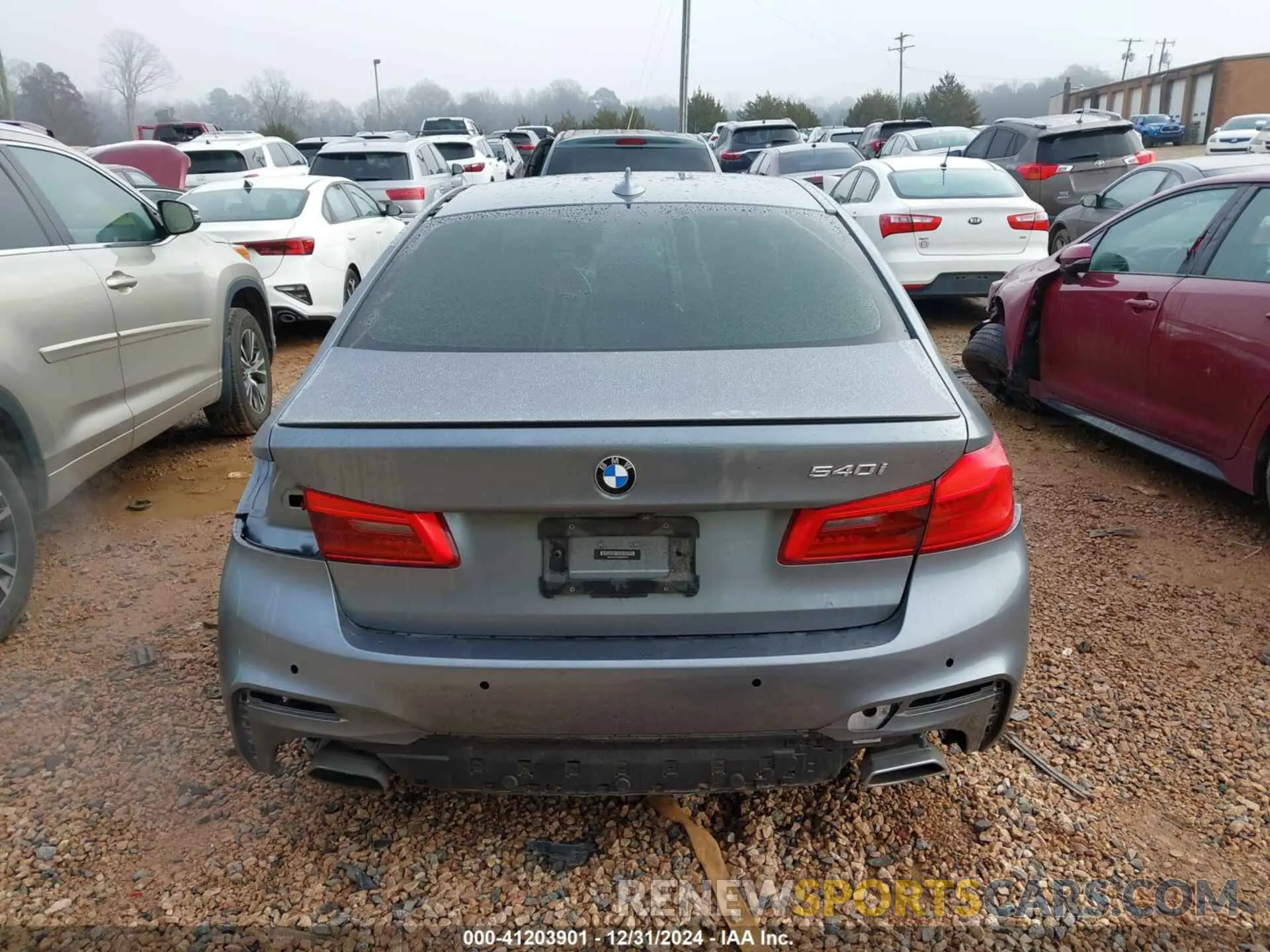 16 Фотография поврежденного автомобиля WBAJE5C55KWW09916 BMW 540I 2019
