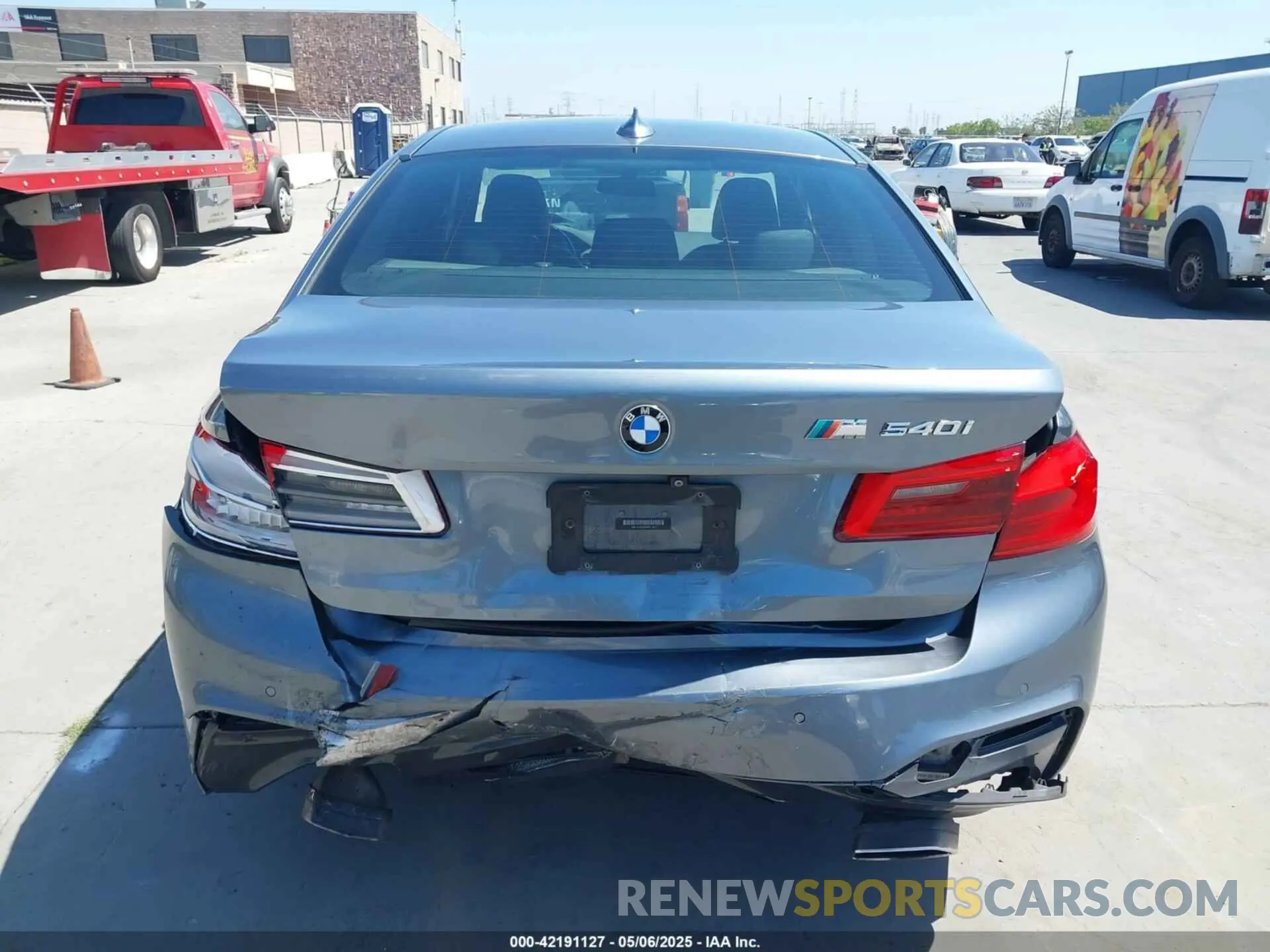 16 Photograph of a damaged car WBAJE5C55KWW11827 BMW 540I 2019
