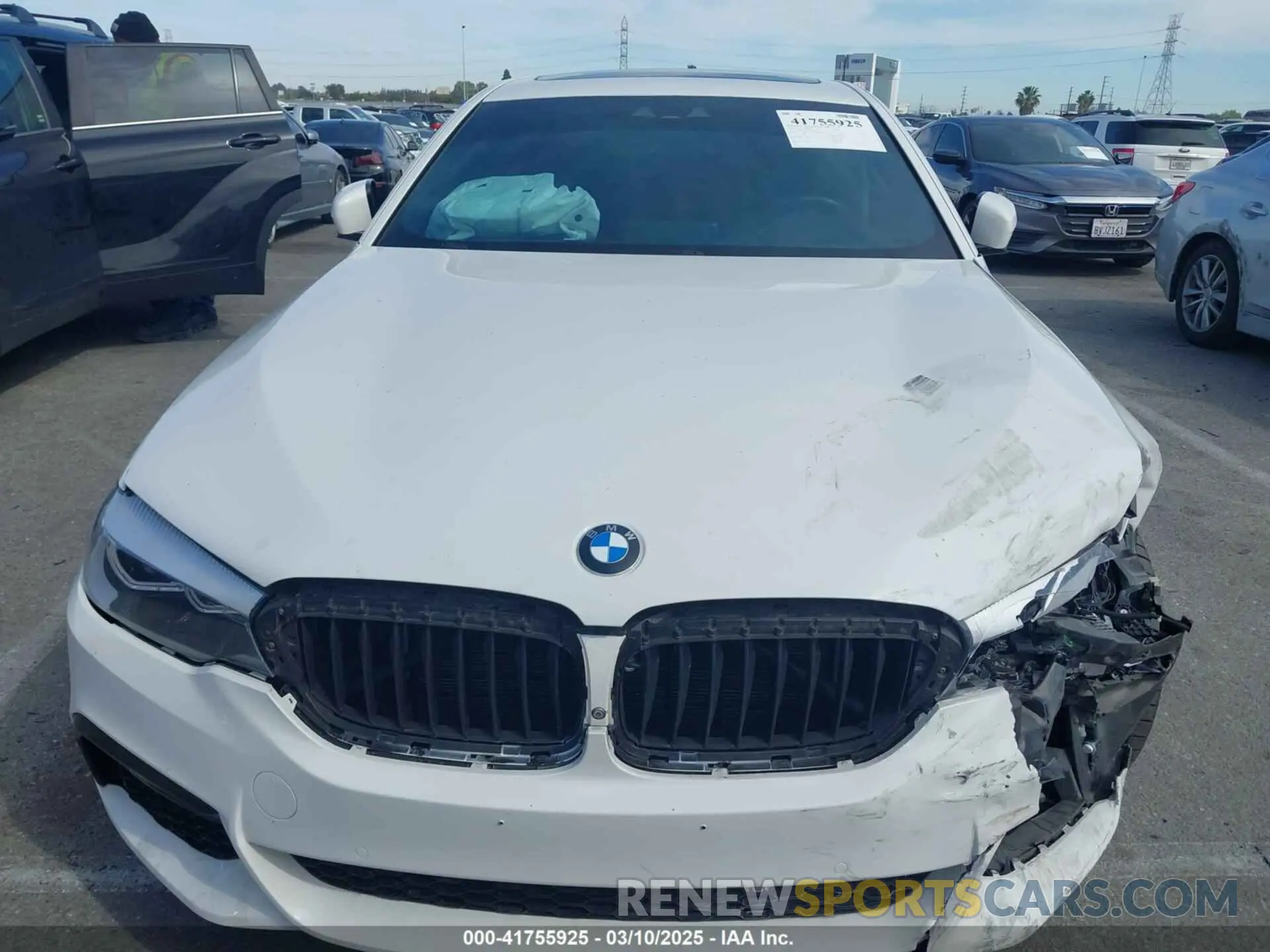 12 Photograph of a damaged car WBAJE5C55KWW18387 BMW 540I 2019