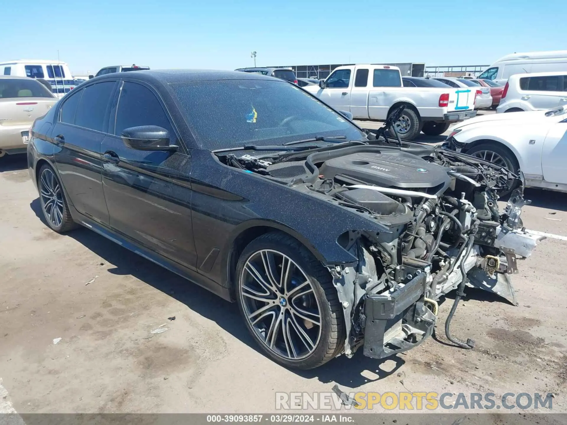 1 Фотография поврежденного автомобиля WBAJE5C56KWW09455 BMW 540I 2019