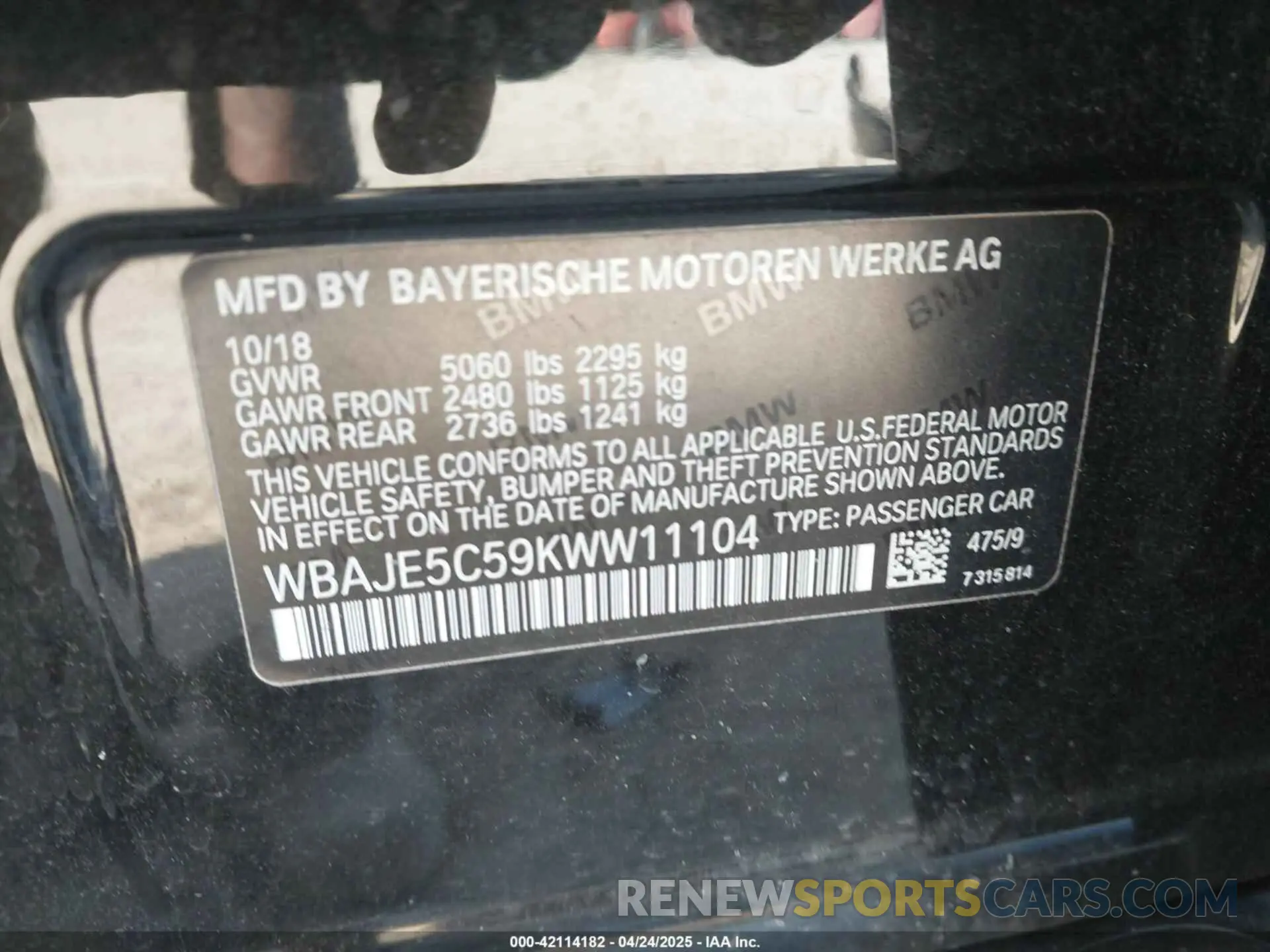 9 Photograph of a damaged car WBAJE5C59KWW11104 BMW 540I 2019