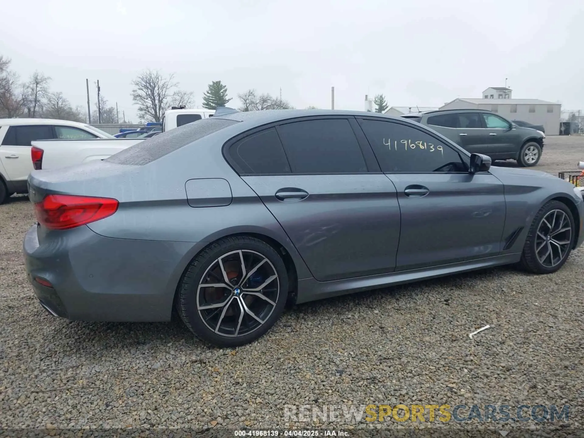 14 Photograph of a damaged car WBAJE5C5XKWW19535 BMW 540I 2019
