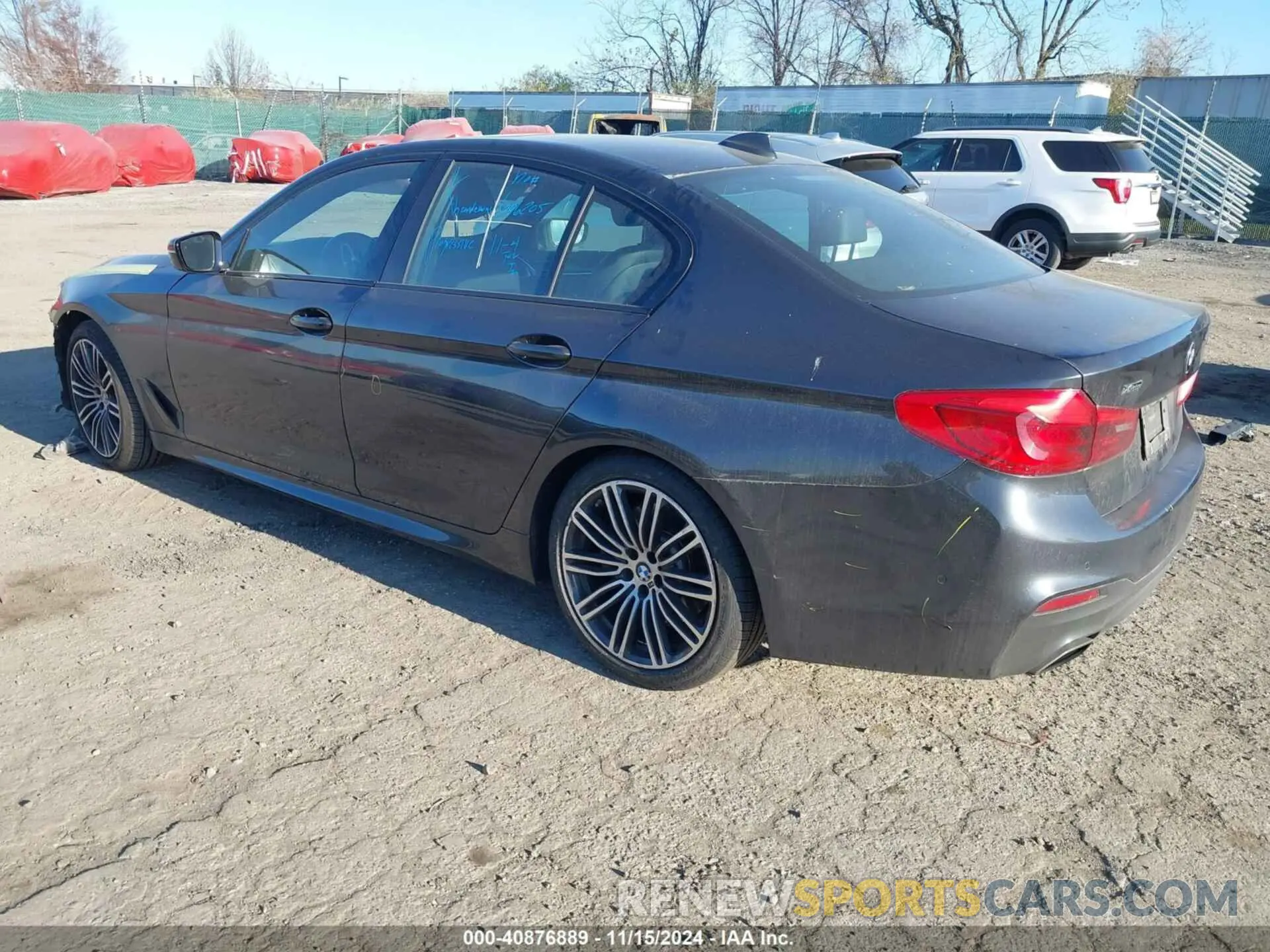 3 Фотография поврежденного автомобиля WBAJE7C54KWW20174 BMW 540I 2019