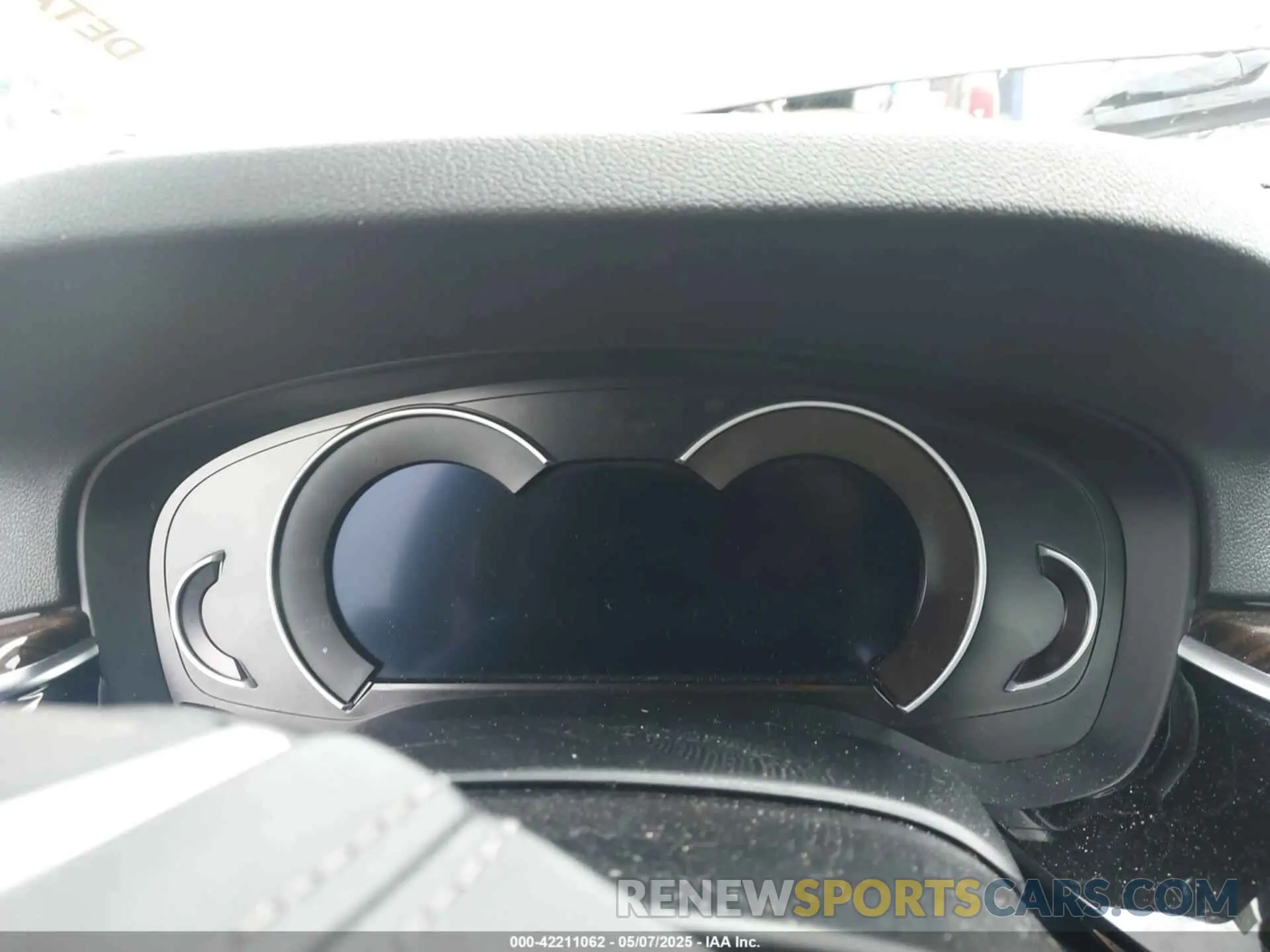15 Photograph of a damaged car WBAJE7C5XKWW06148 BMW 540I 2019