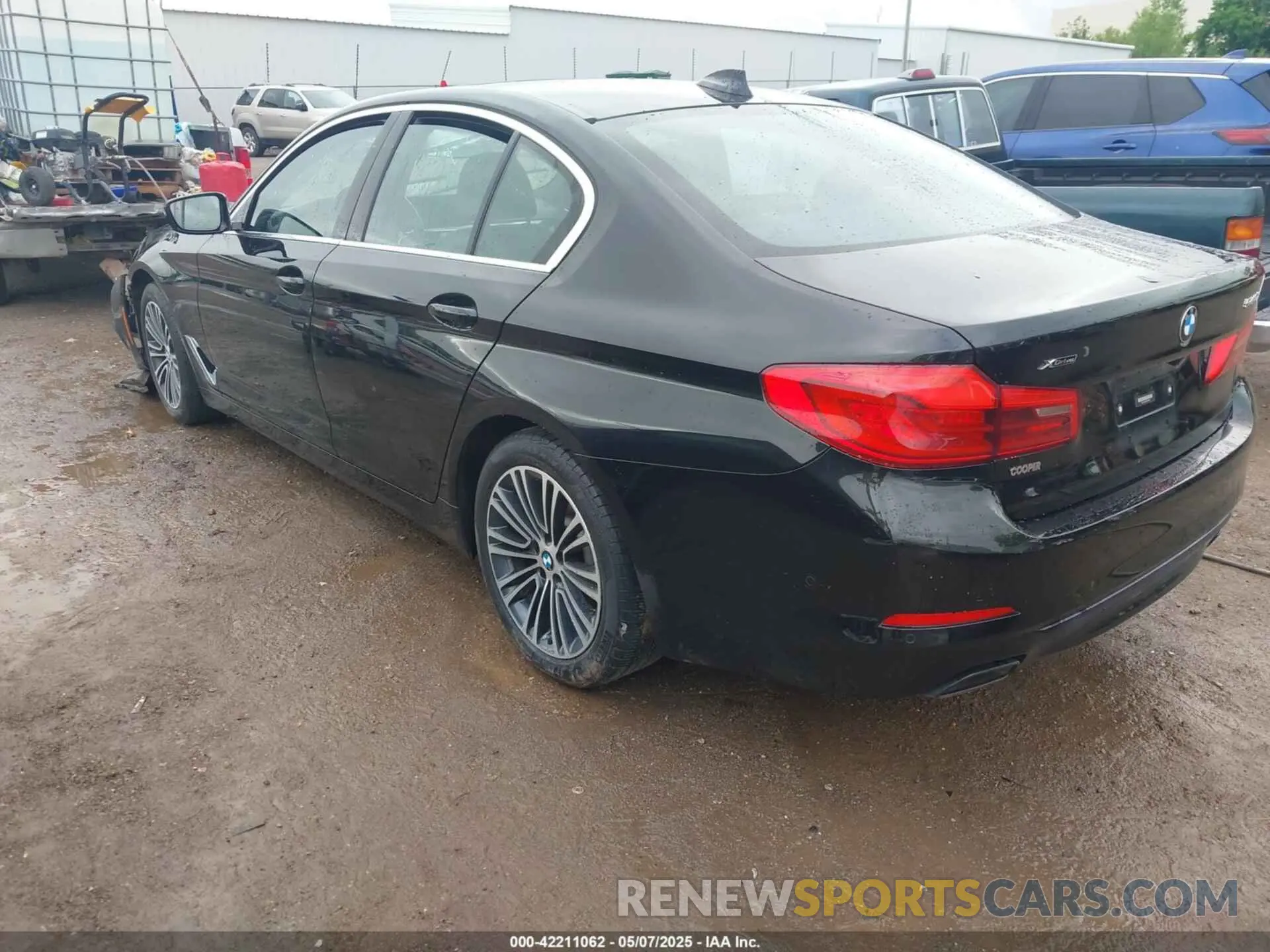 3 Photograph of a damaged car WBAJE7C5XKWW06148 BMW 540I 2019