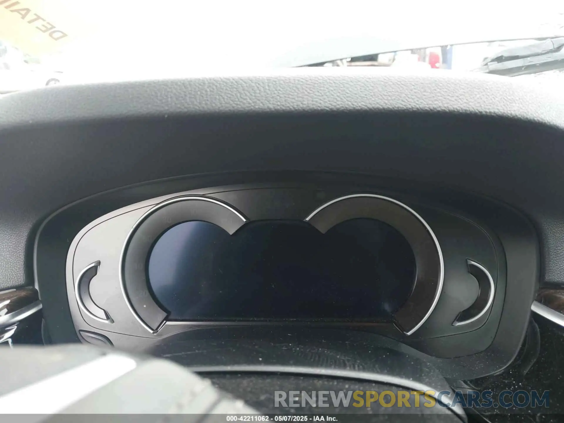 7 Photograph of a damaged car WBAJE7C5XKWW06148 BMW 540I 2019