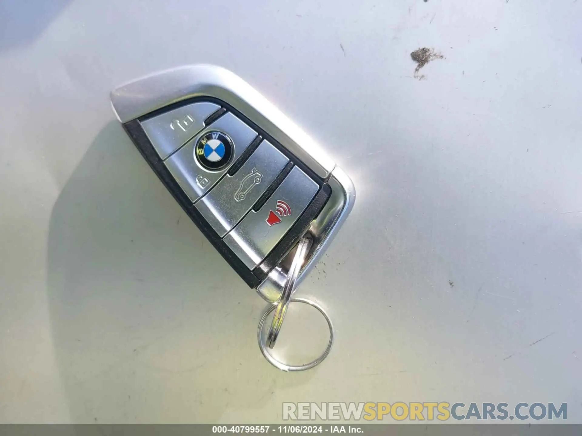 11 Photograph of a damaged car WBAJS1C06LCD26520 BMW 540I 2020