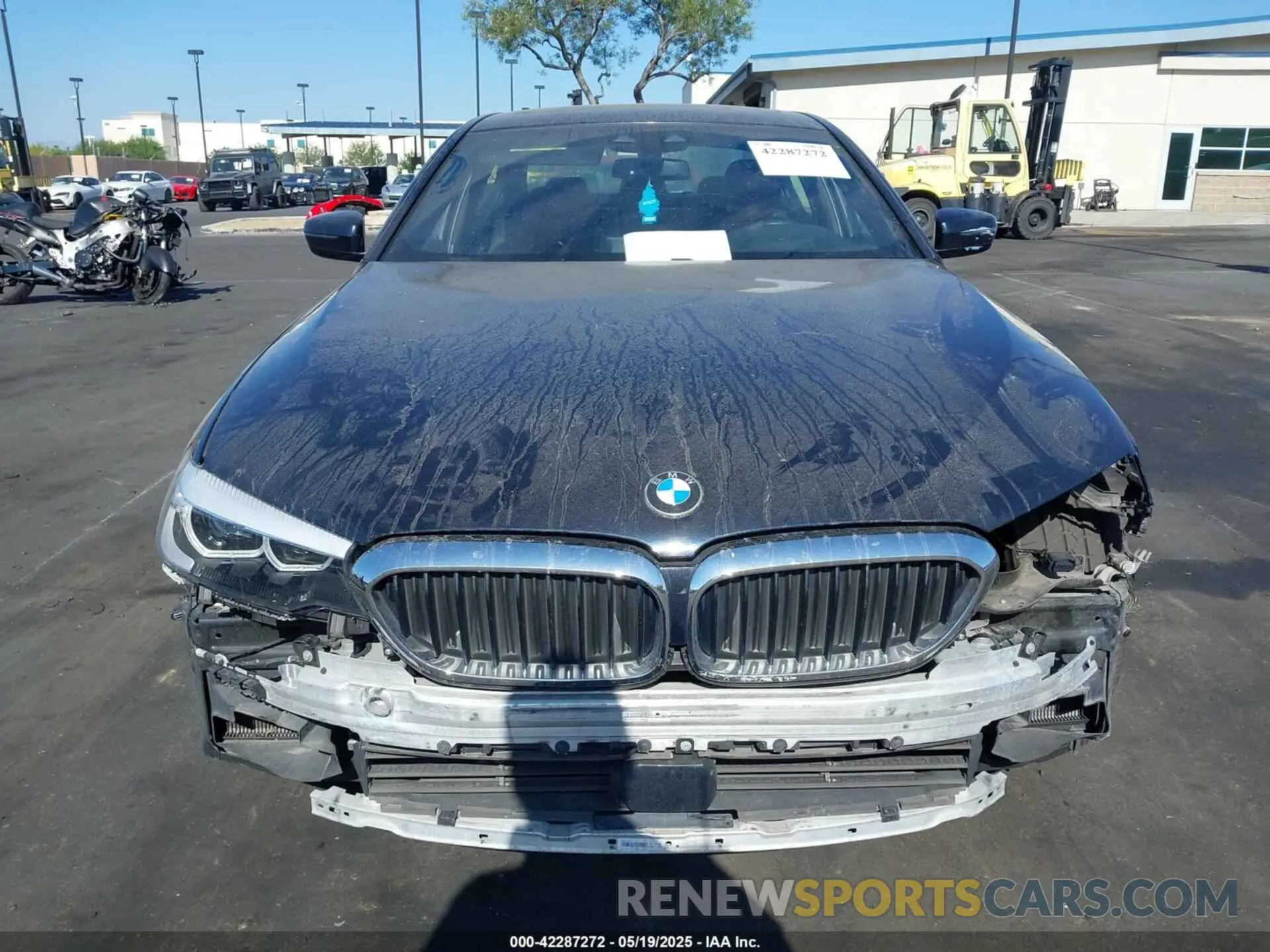 13 Photograph of a damaged car WBAJS1C09LWW80348 BMW 540I 2020