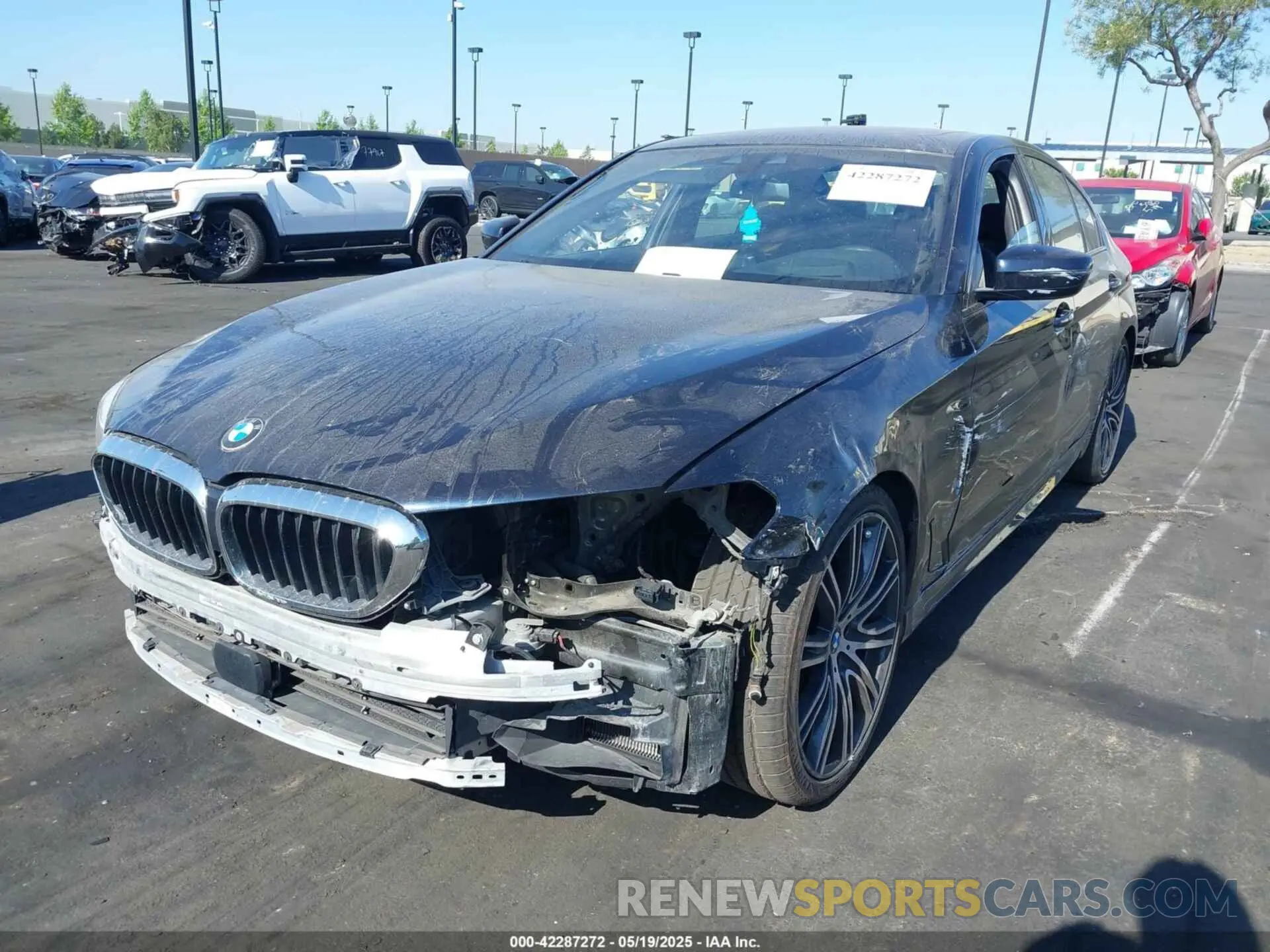 2 Photograph of a damaged car WBAJS1C09LWW80348 BMW 540I 2020