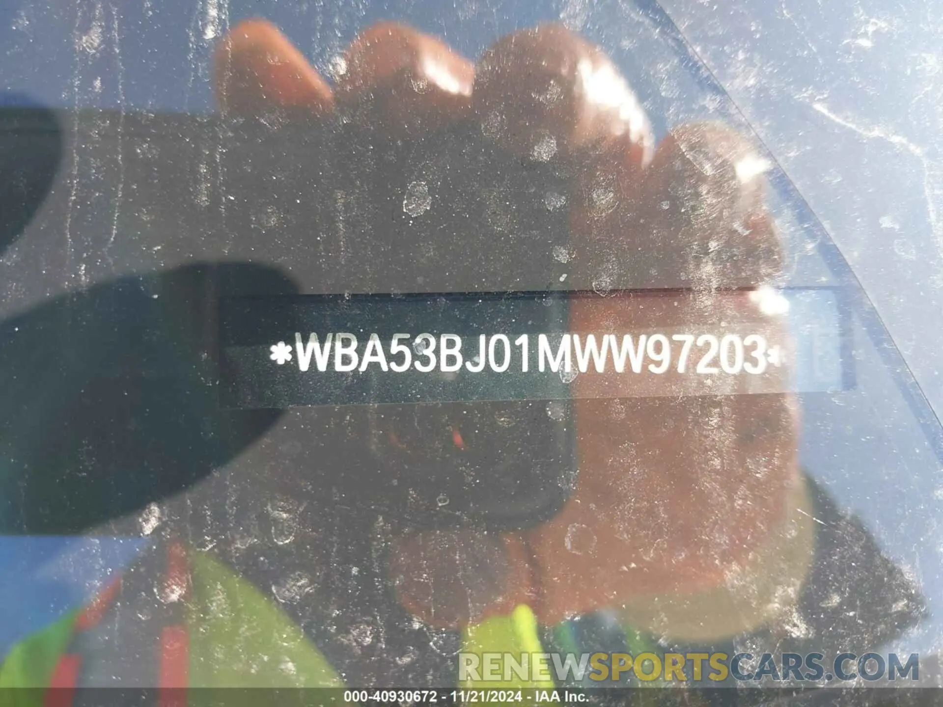 9 Photograph of a damaged car WBA53BJ01MWW97203 BMW 540I 2021