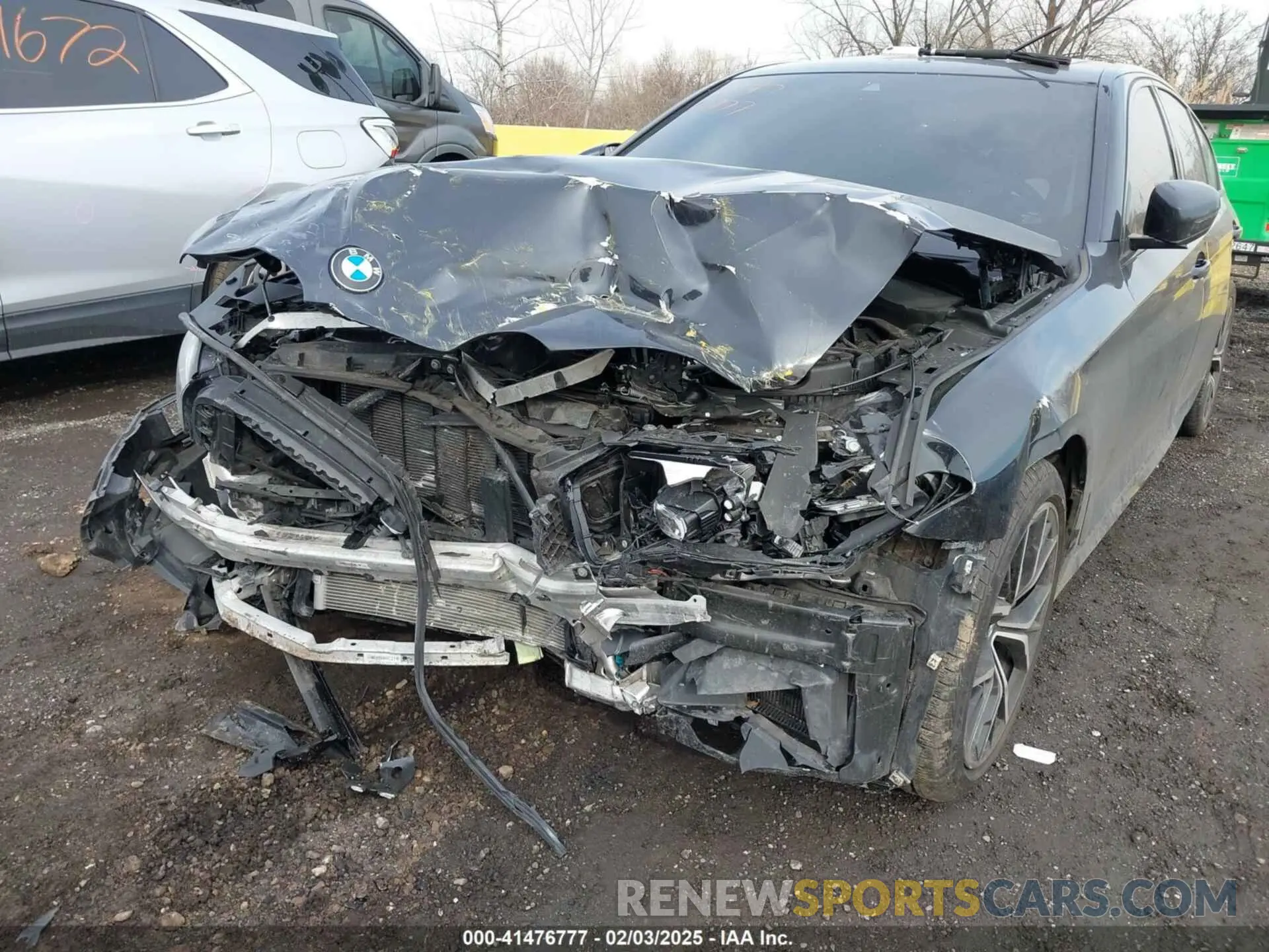 17 Photograph of a damaged car WBA73BJ07MWW98297 BMW 540I 2021