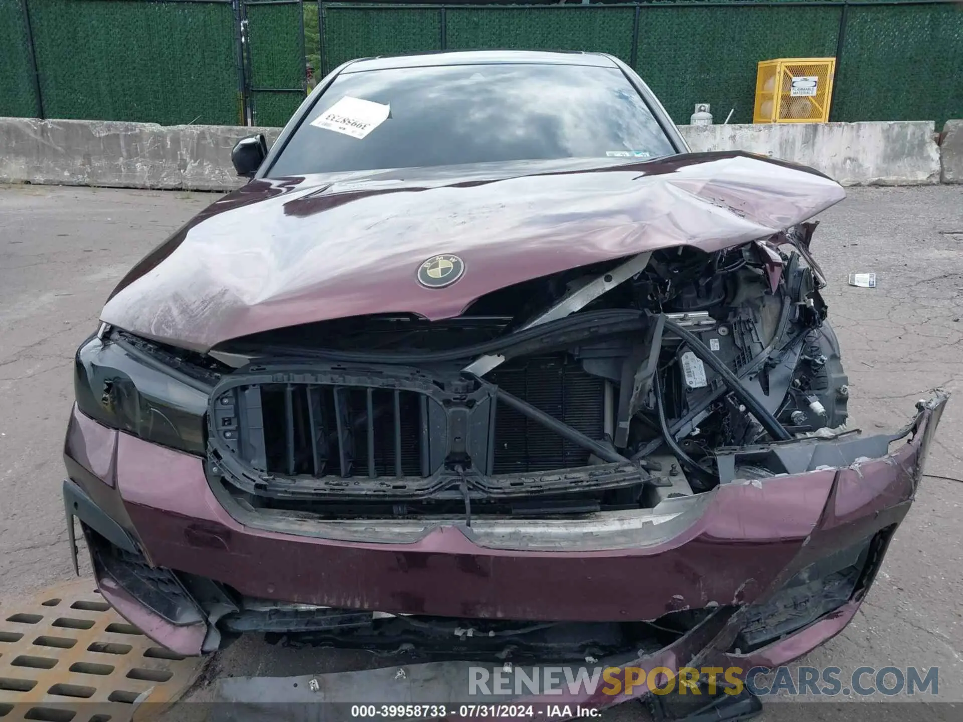 12 Photograph of a damaged car WBA73BJ07MWW98963 BMW 540I 2021