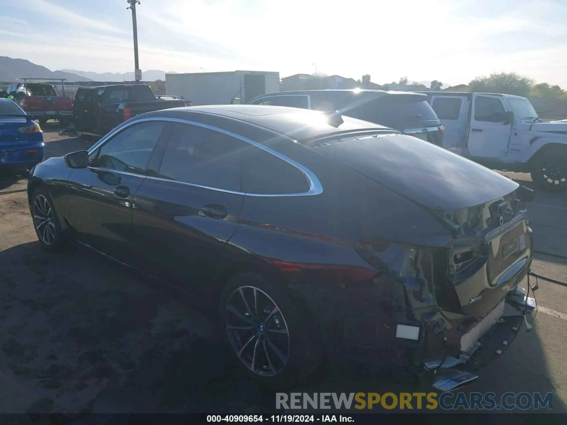 3 Фотография поврежденного автомобиля WBAJV6C54KBK09102 BMW 640I GRAN TURISMO 2019