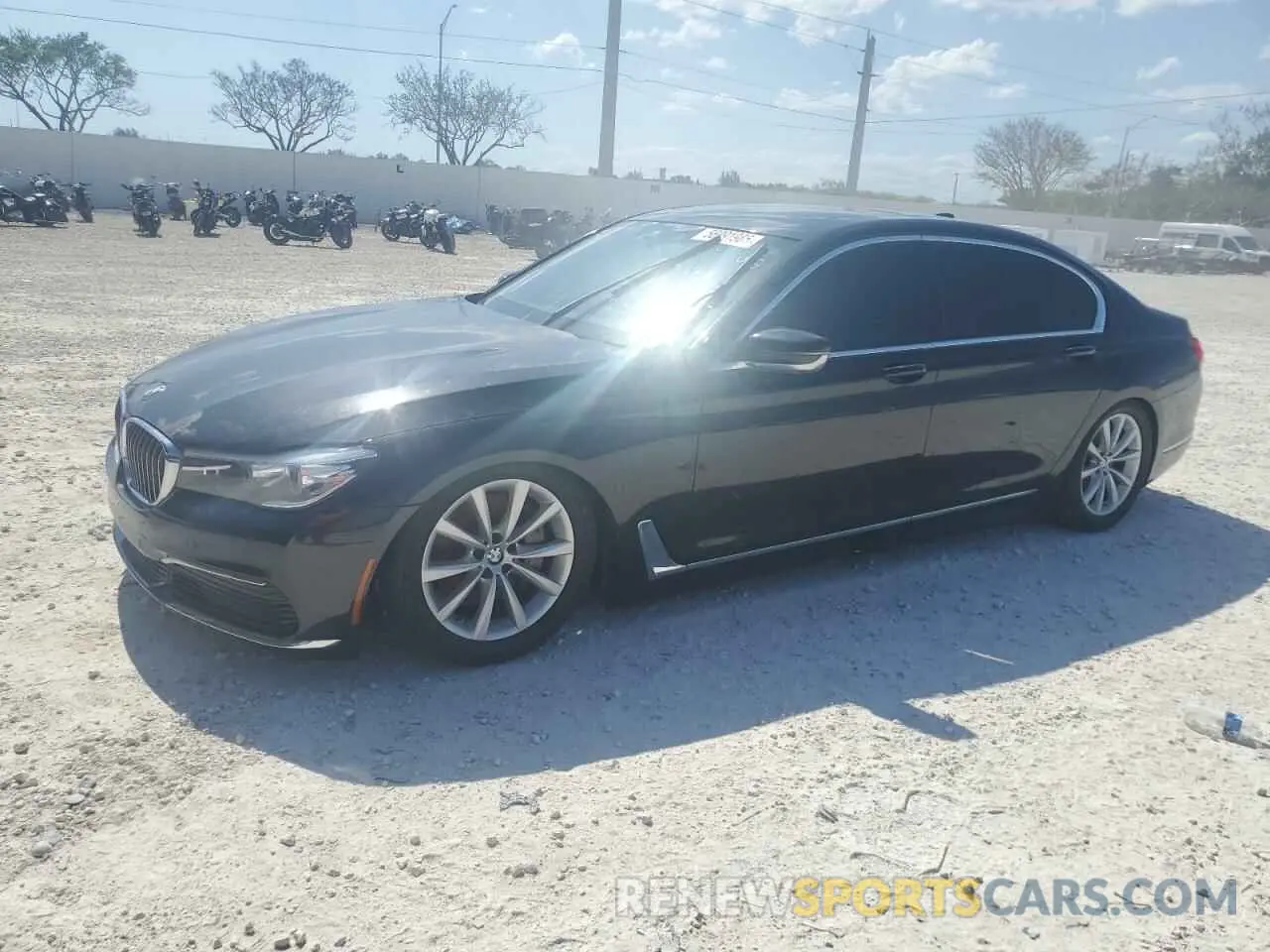 1 Photograph of a damaged car WBA7E2C50KB216552 BMW 7 SERIES 2019