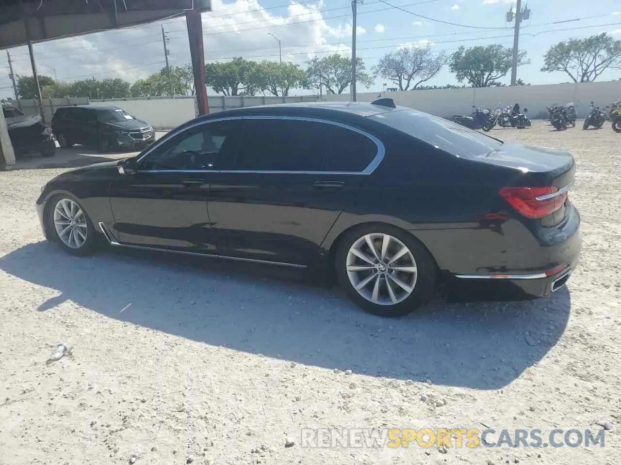 2 Photograph of a damaged car WBA7E2C50KB216552 BMW 7 SERIES 2019