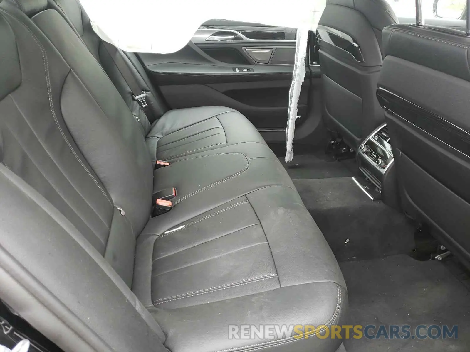 6 Photograph of a damaged car WBA7E2C51KB454121 BMW 7 SERIES 2019