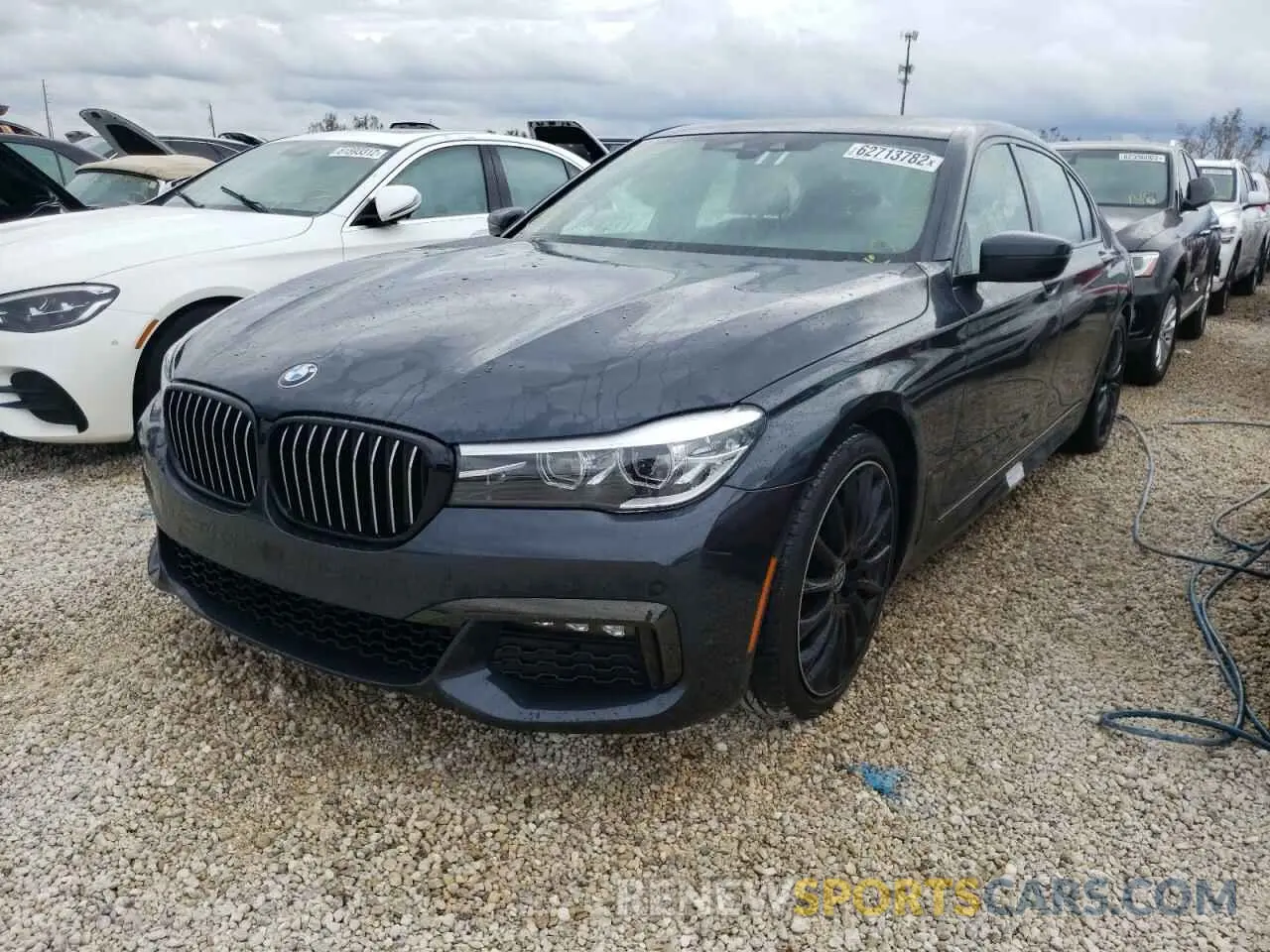 2 Фотография поврежденного автомобиля WBA7E2C53KB454007 BMW 7 SERIES 2019