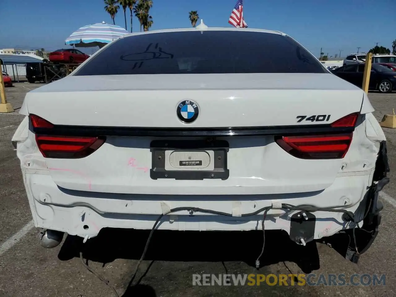 6 Фотография поврежденного автомобиля WBA7E2C5XKB218468 BMW 7 SERIES 2019