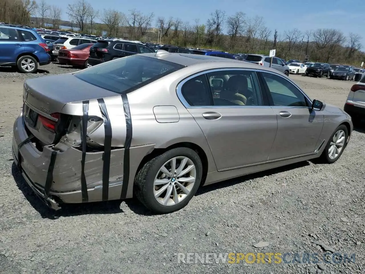 3 Photograph of a damaged car WBA7E4C50KGV70103 BMW 7 SERIES 2019