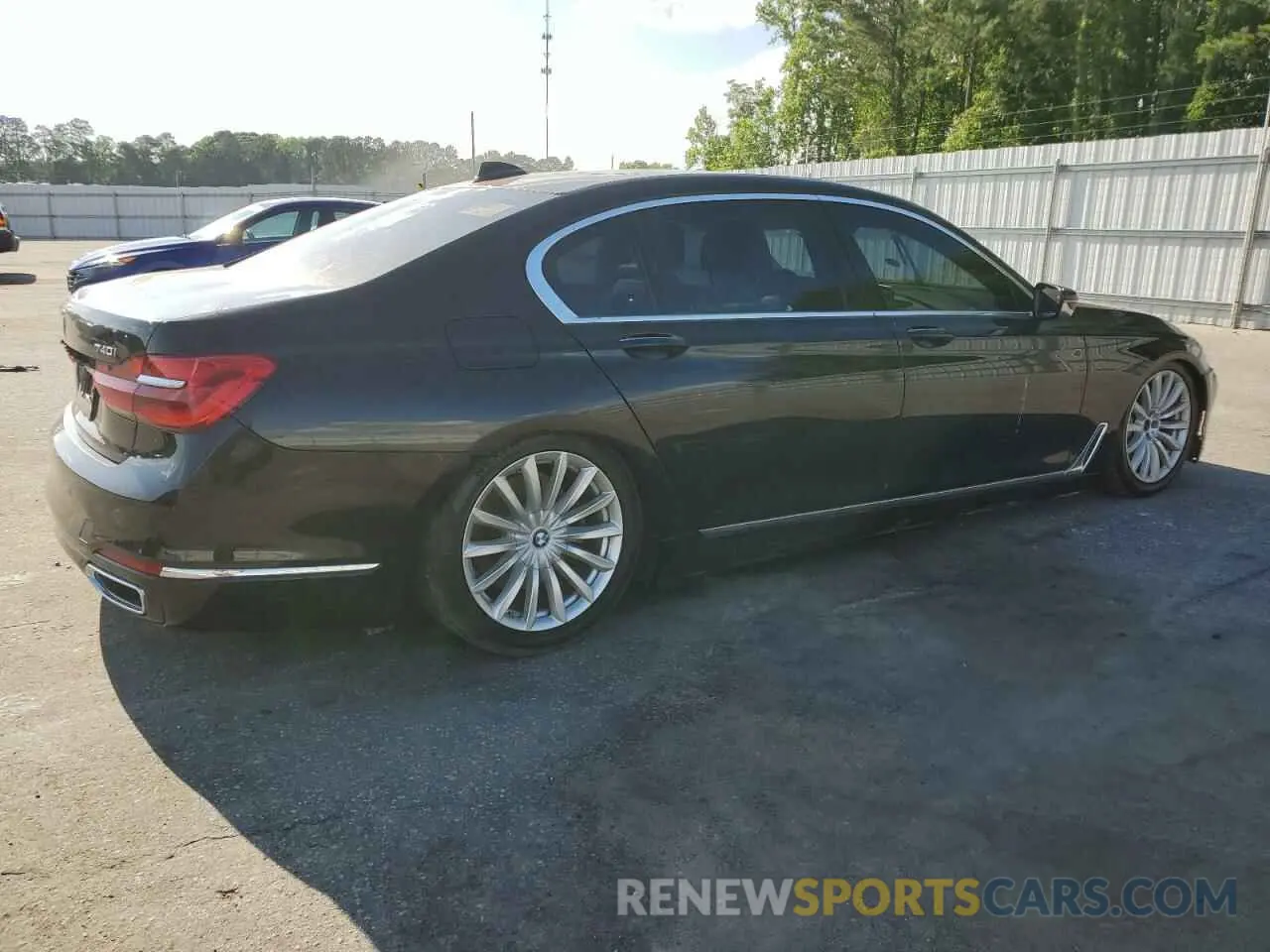 3 Photograph of a damaged car WBA7E4C53KGV28668 BMW 7 SERIES 2019