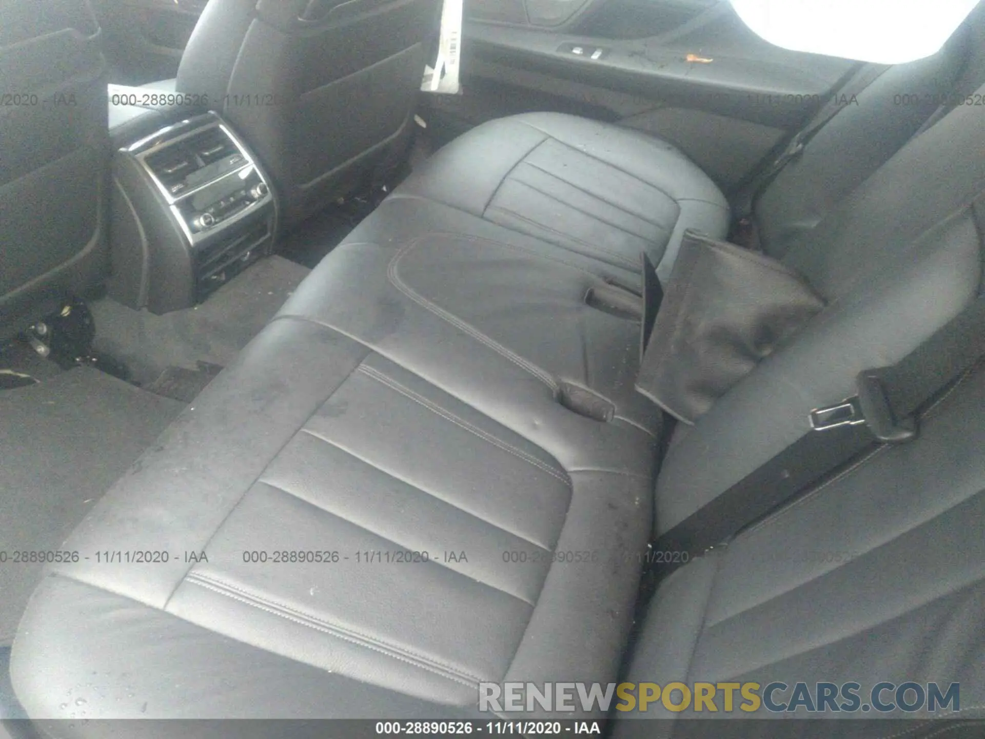 8 Photograph of a damaged car WBA7E4C53KGV28699 BMW 7 SERIES 2019